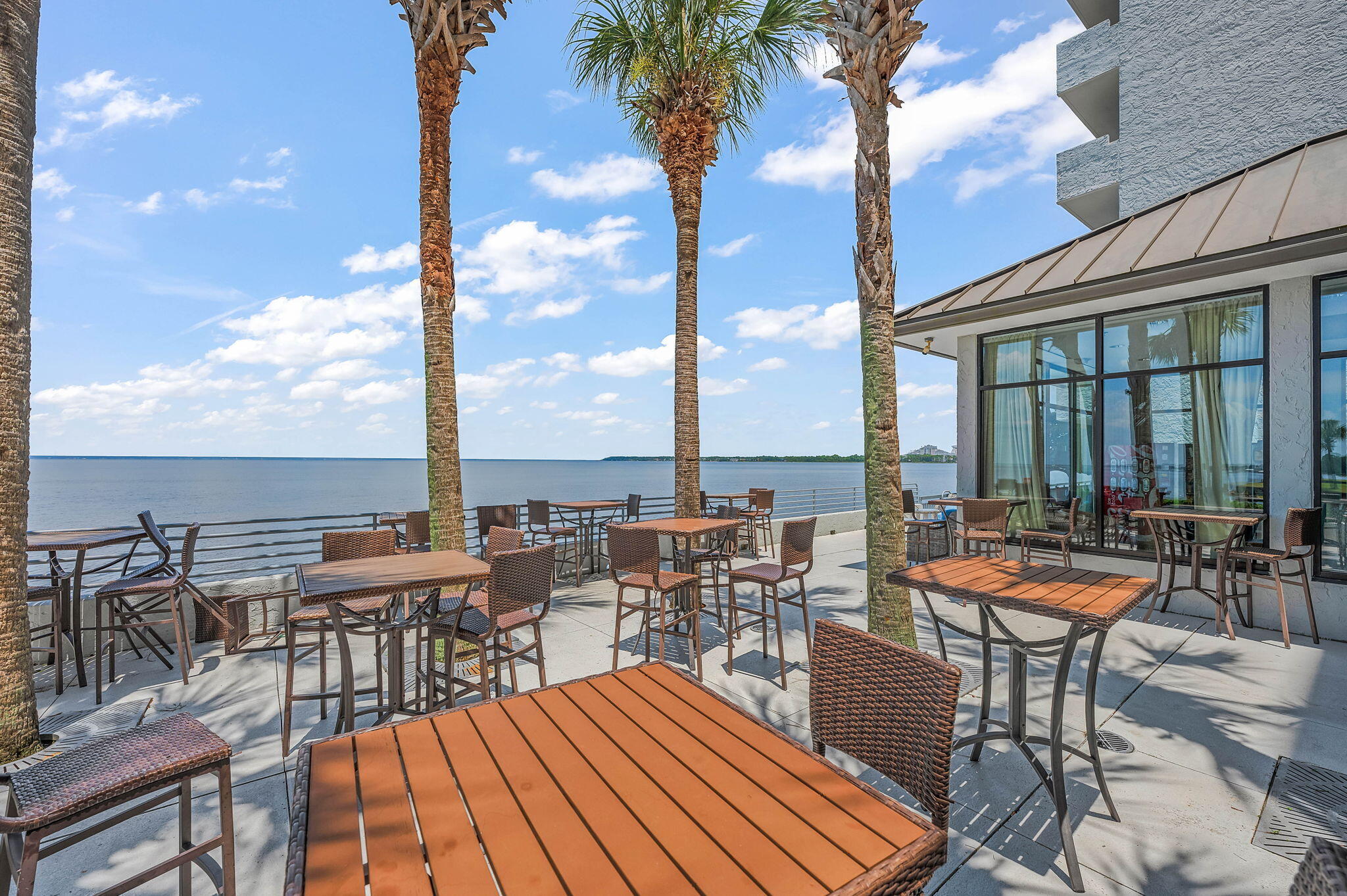 BAYSIDE CONDO SANDESTIN - Residential