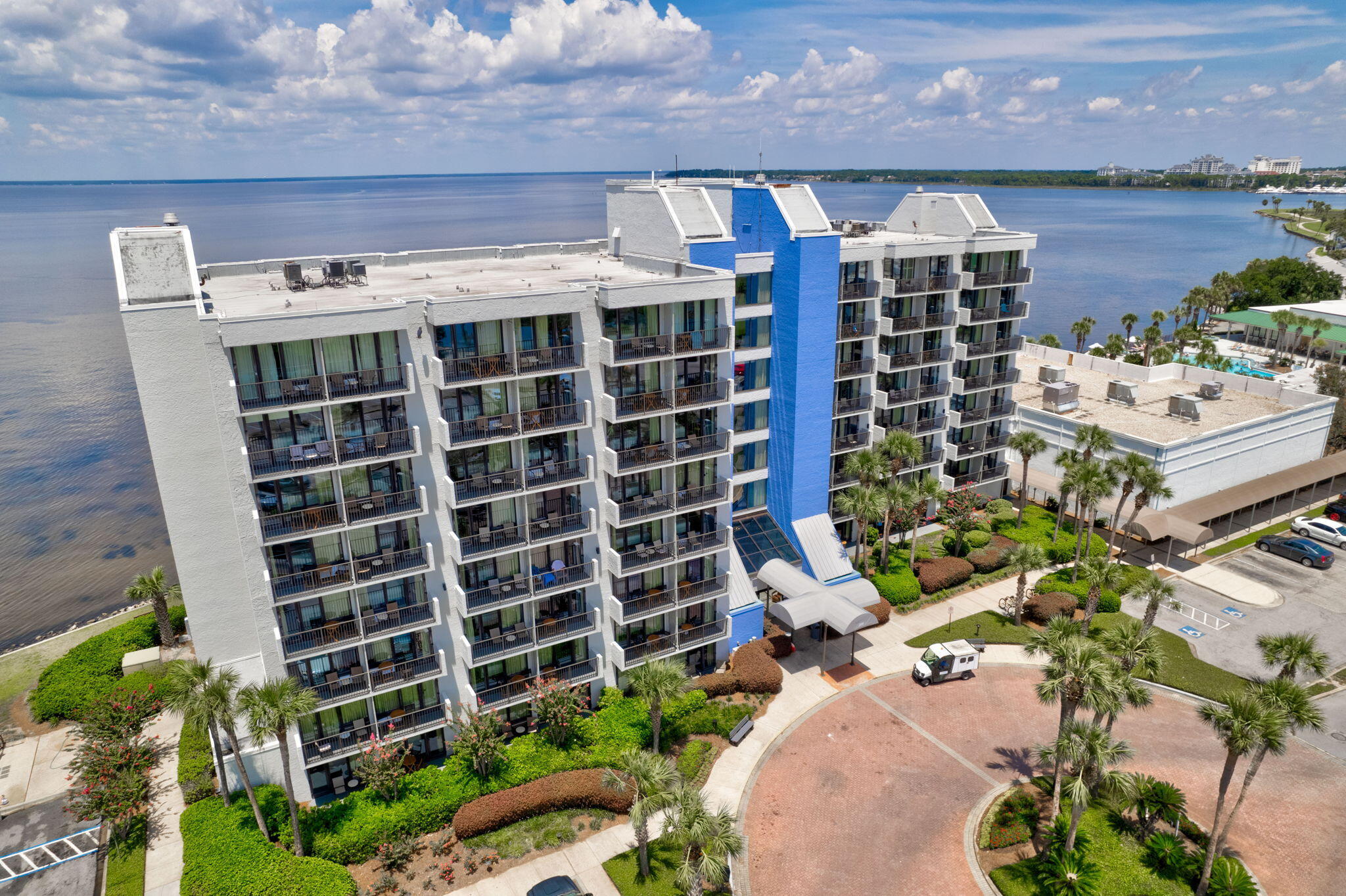 BAYSIDE CONDO SANDESTIN - Residential
