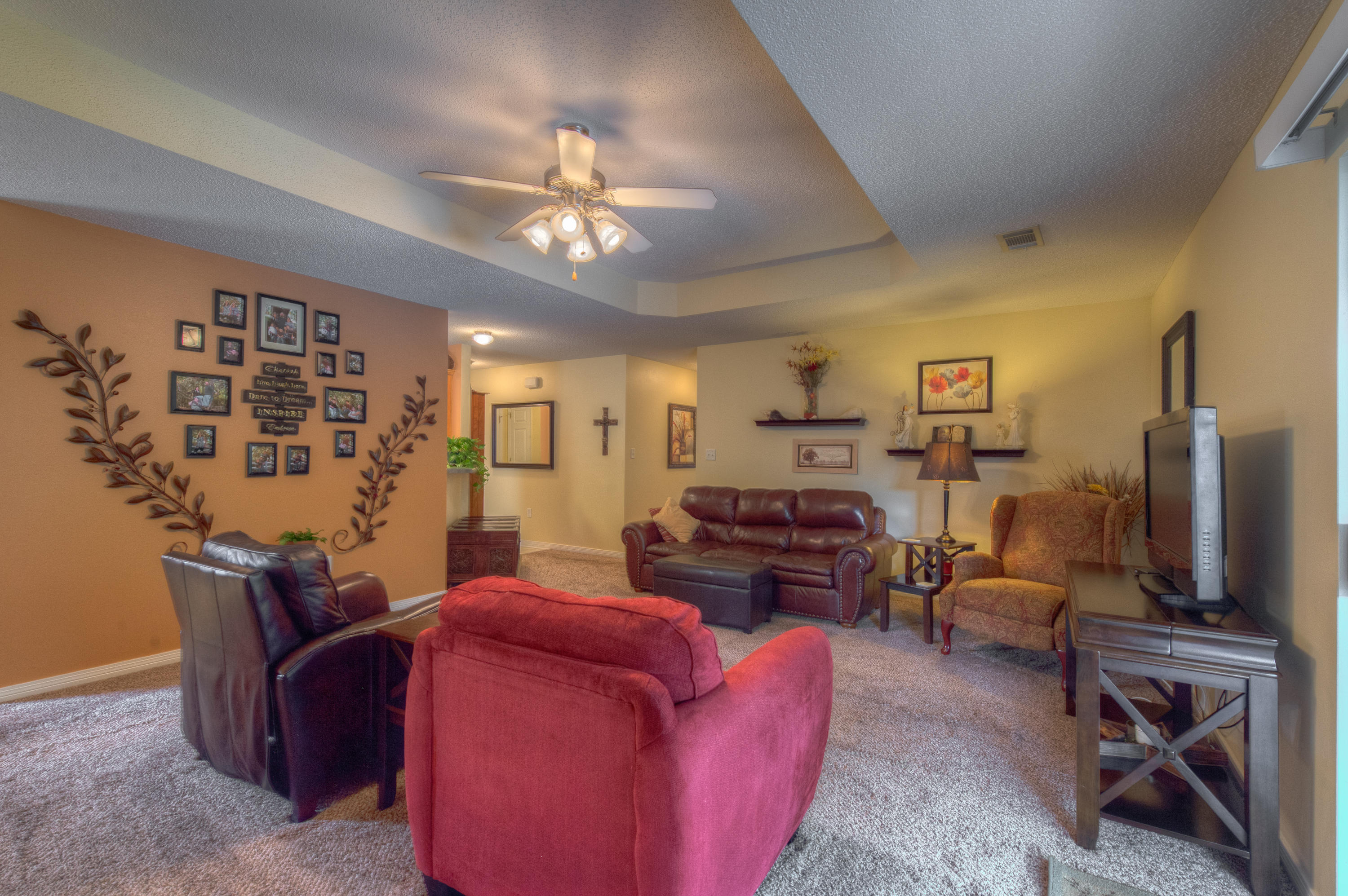 FAIRCHILD ESTATES - Residential