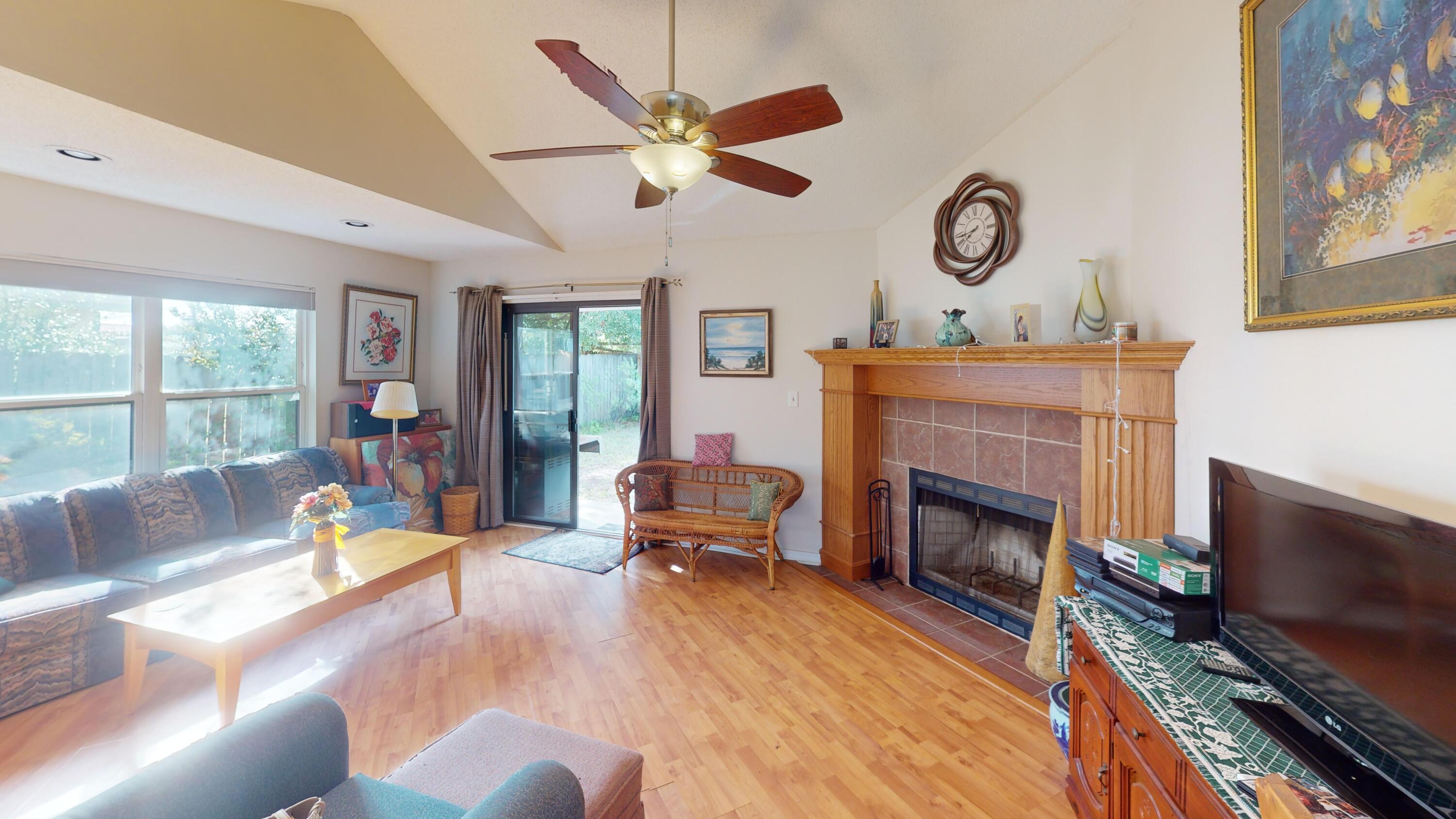 CARDINAL ESTATES - Residential