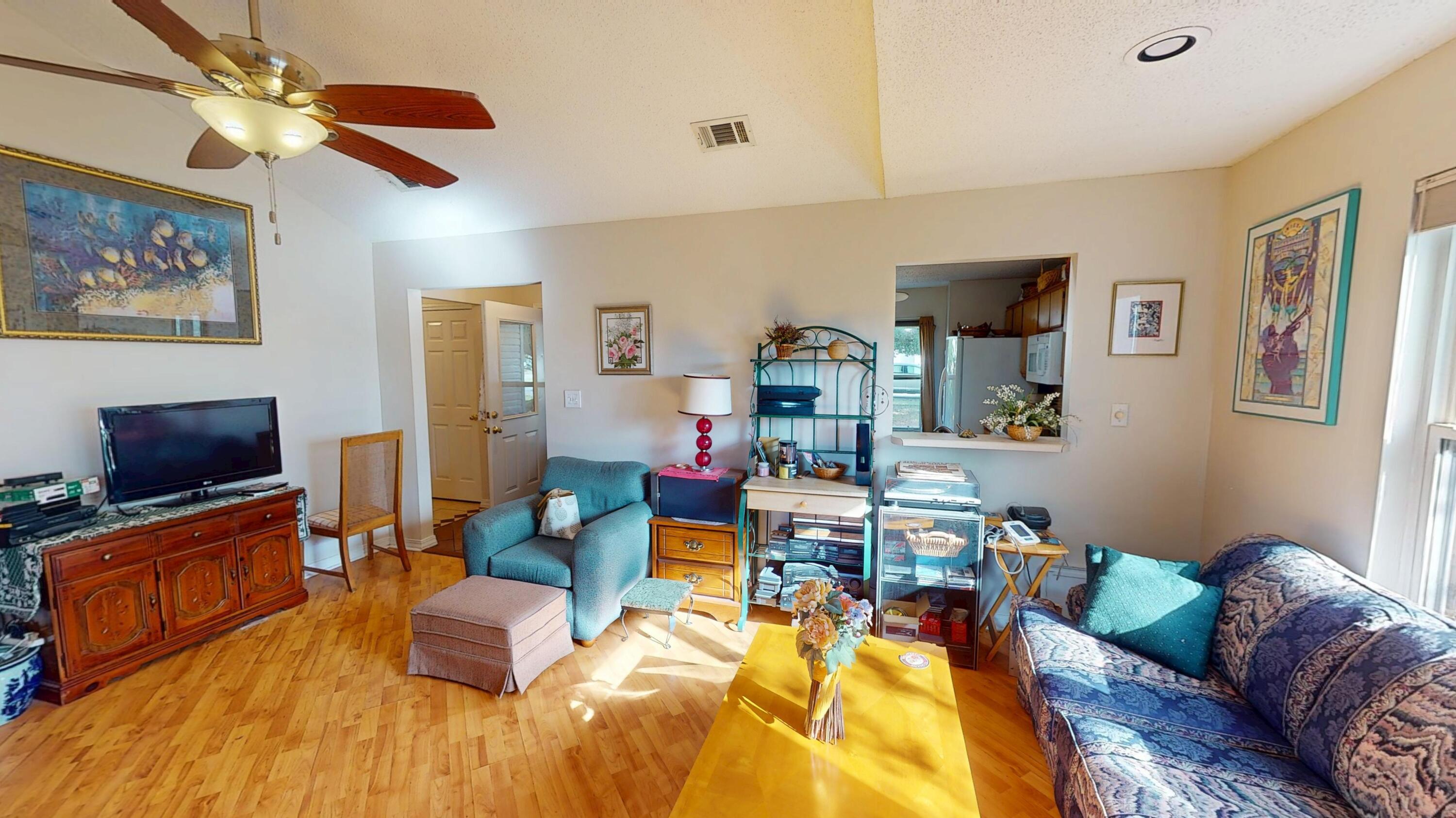 CARDINAL ESTATES - Residential