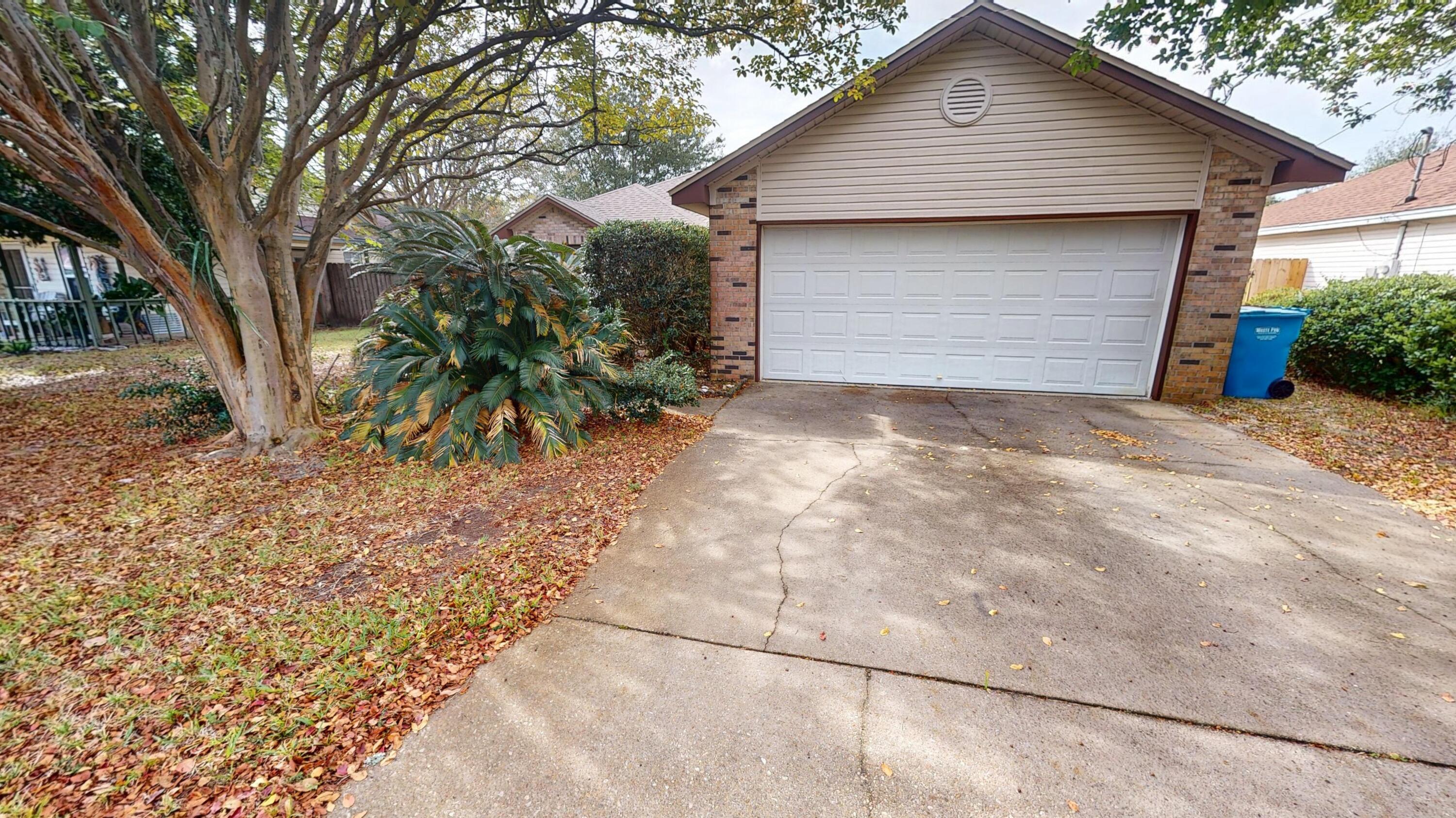 CARDINAL ESTATES - Residential