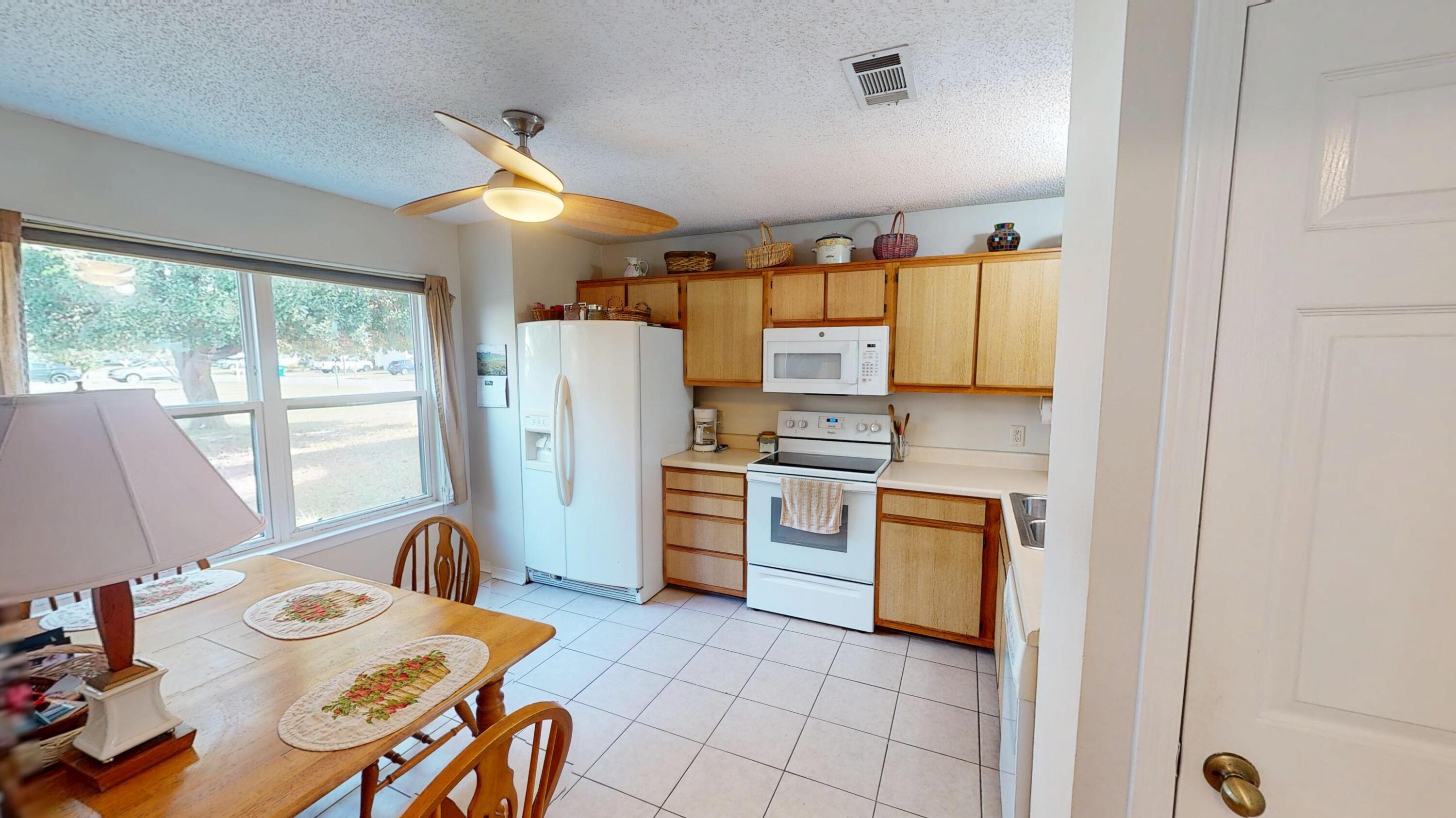 CARDINAL ESTATES - Residential