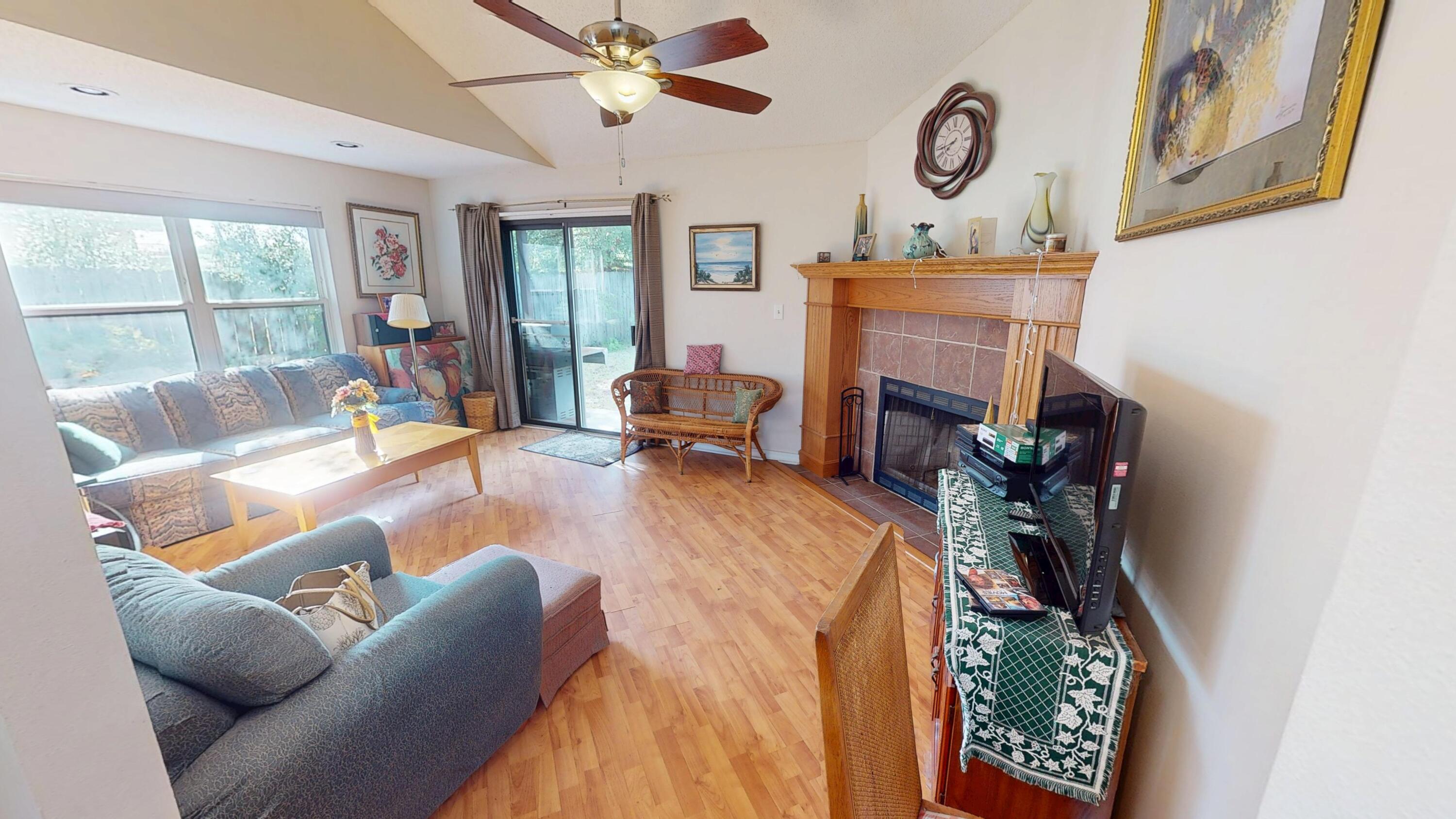 CARDINAL ESTATES - Residential