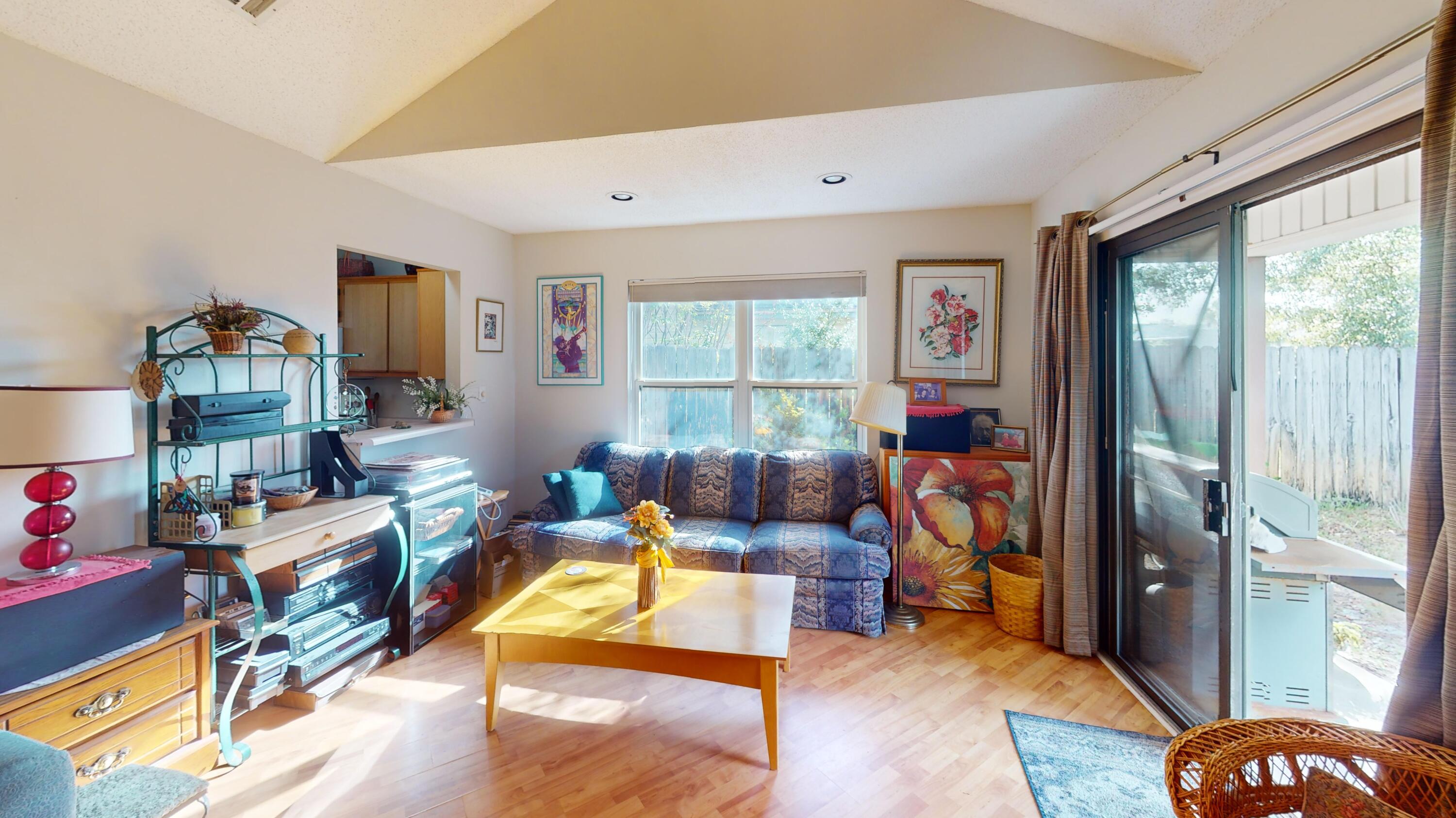 CARDINAL ESTATES - Residential