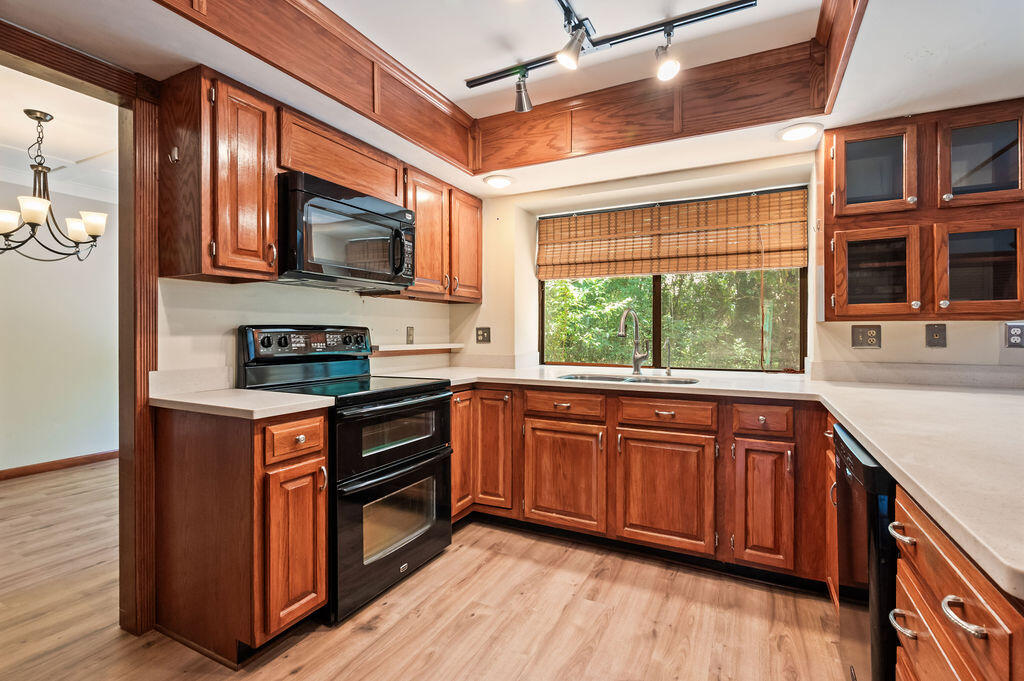 MAGNOLIA SHORES S/D - Residential