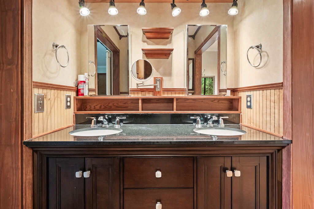 MAGNOLIA SHORES S/D - Residential