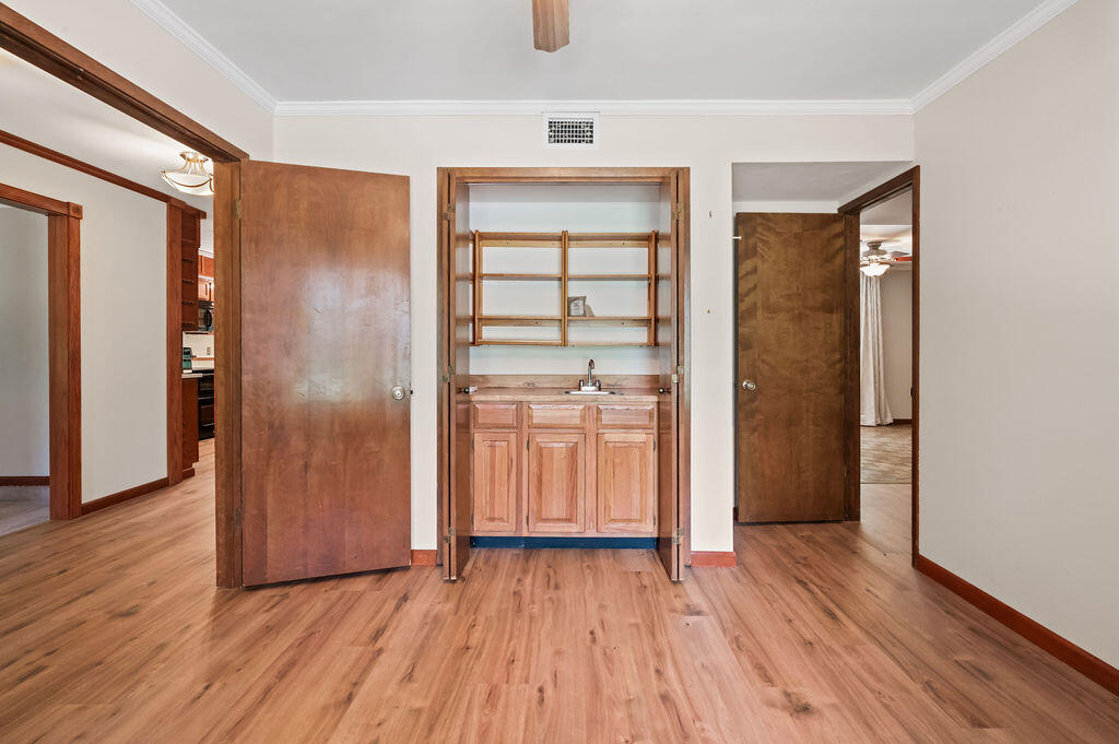 MAGNOLIA SHORES S/D - Residential