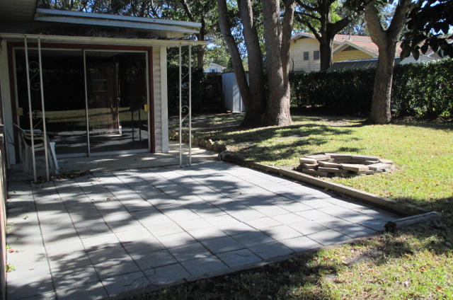 BAYOU WOODS 1ST ADDN - Residential Lease