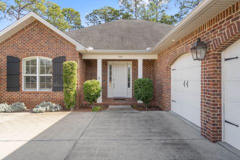 A home in Niceville