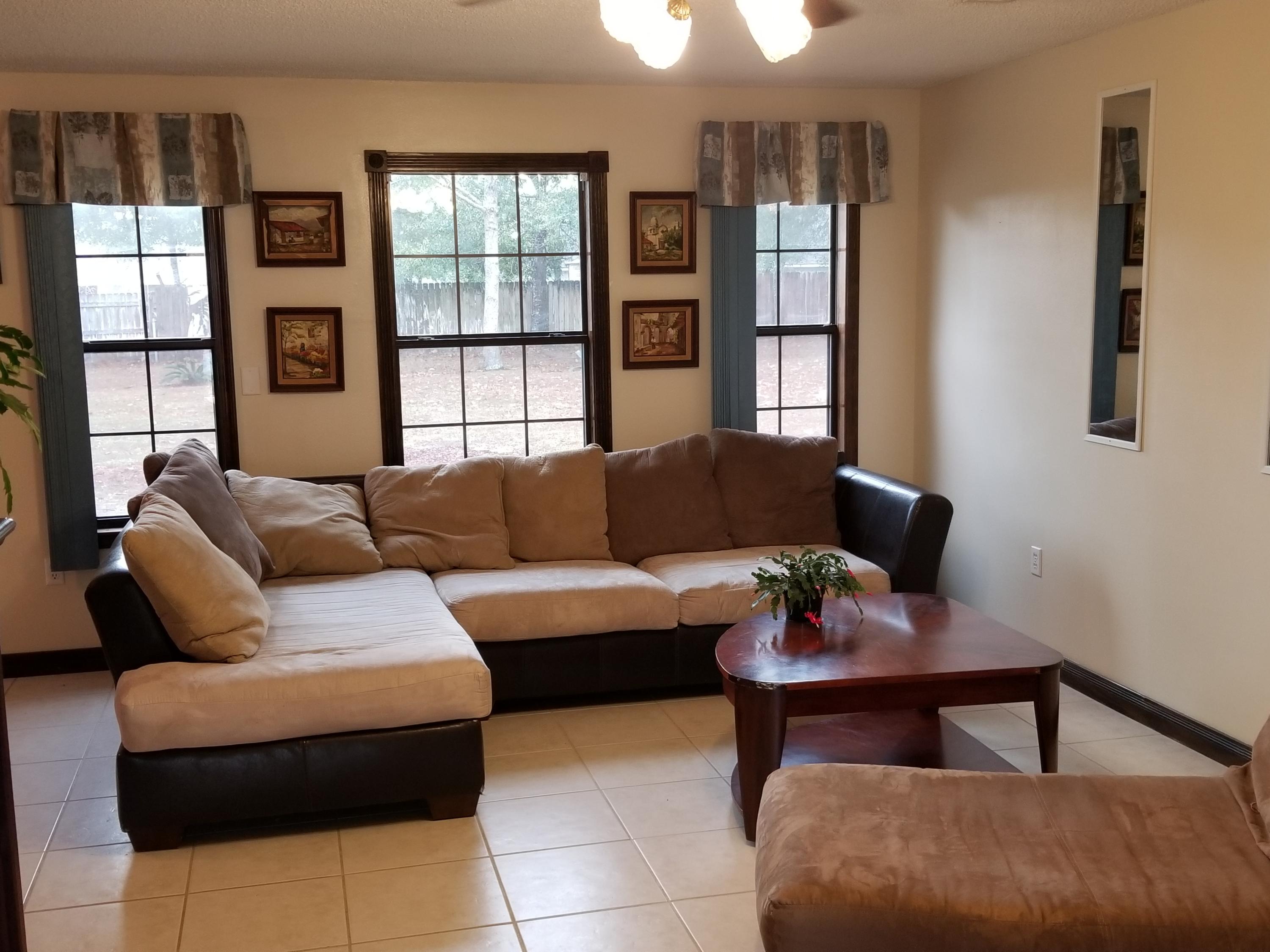 SHOAL WOOD EST 1ST PH III LOT 10 BLK D - Residential