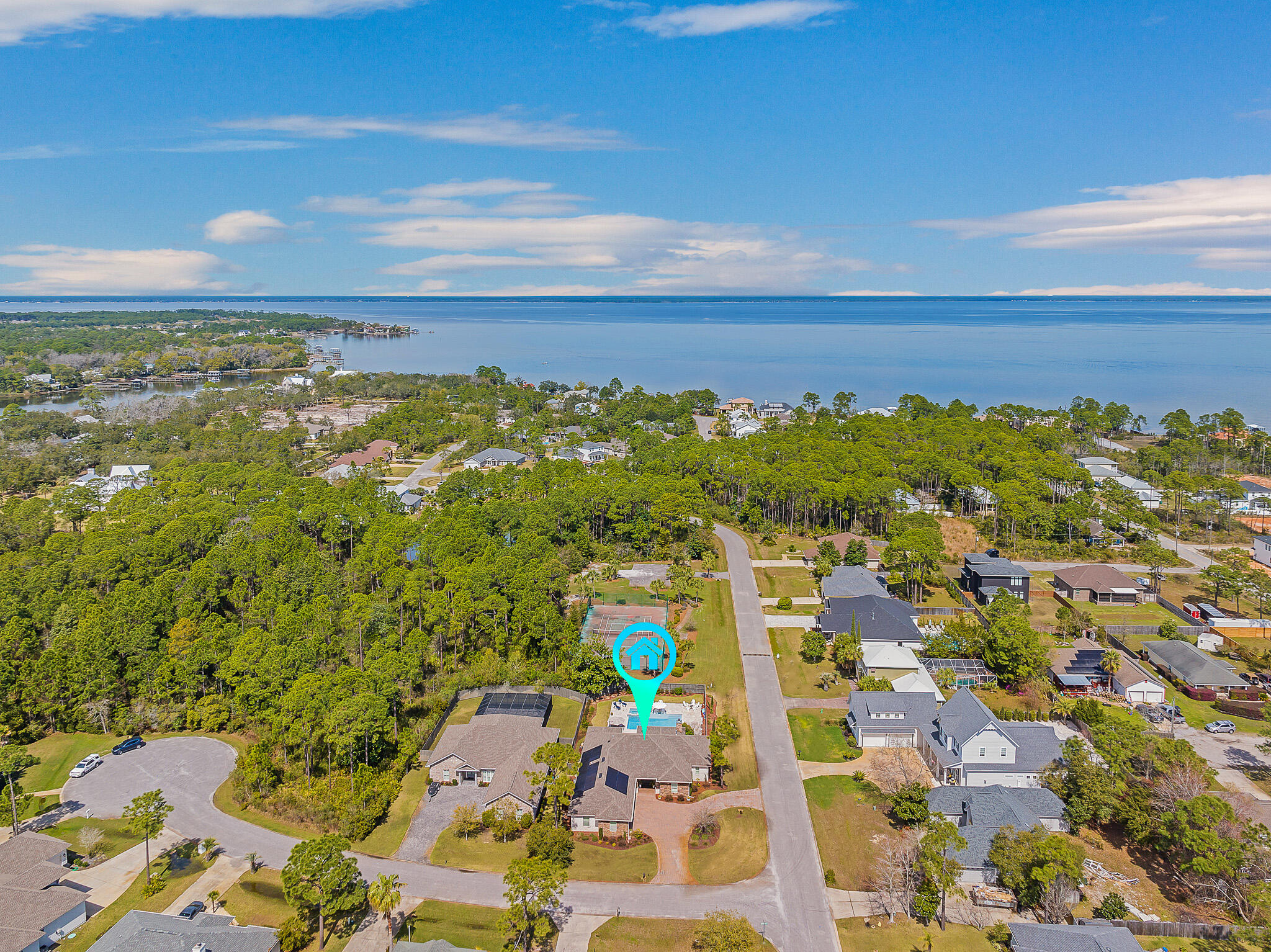 PELICAN BAY S/D - Residential