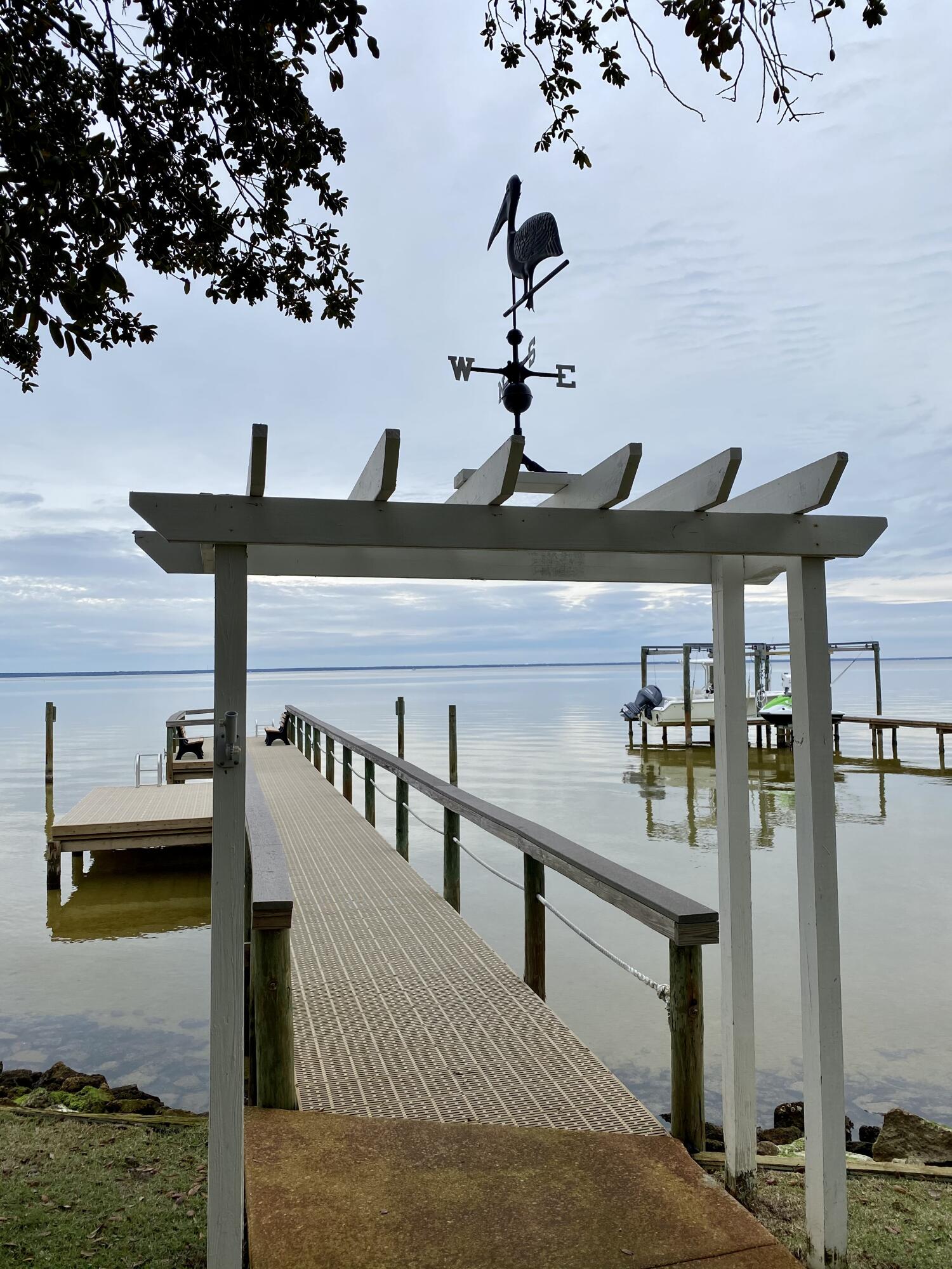 PELICAN BAY S/D - Residential