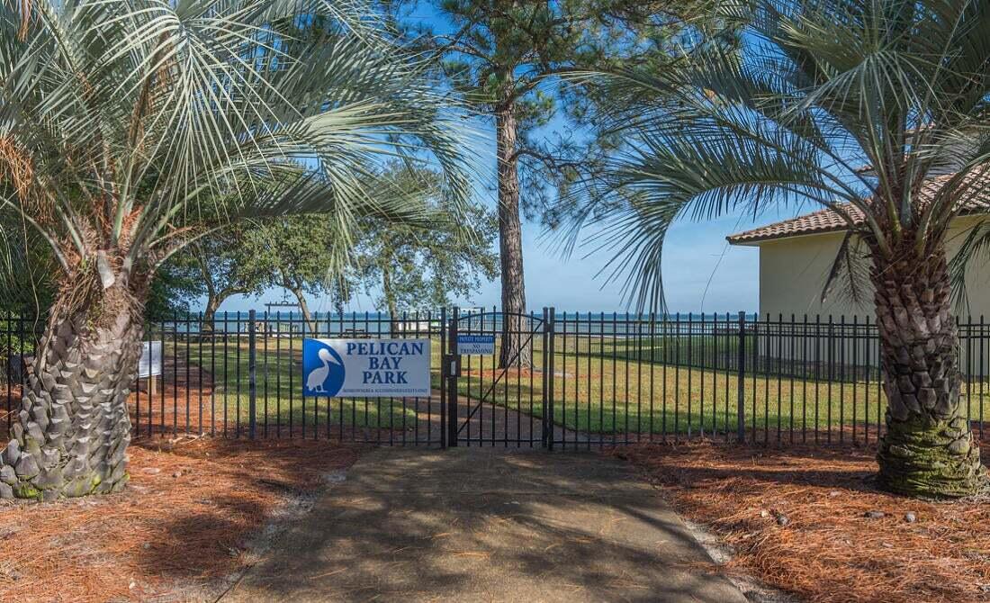 PELICAN BAY S/D - Residential