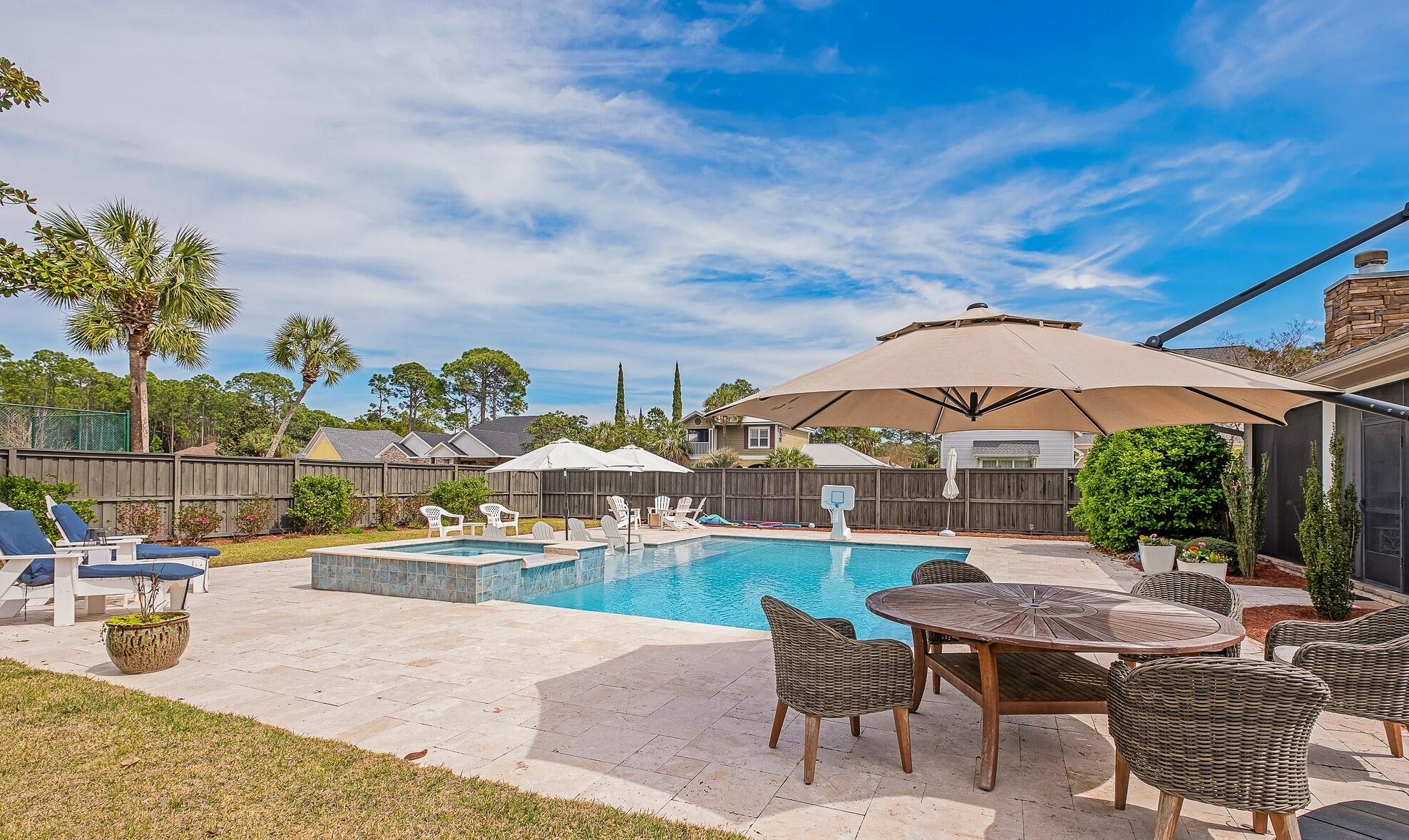 PELICAN BAY S/D - Residential