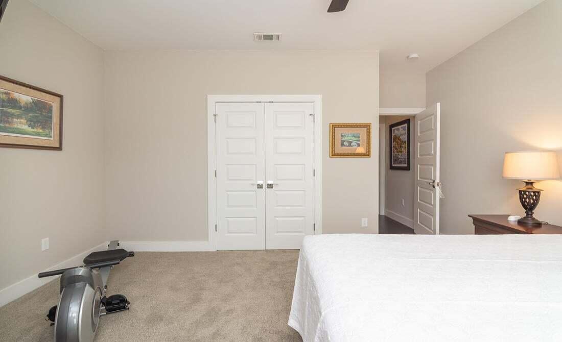 PELICAN BAY S/D - Residential