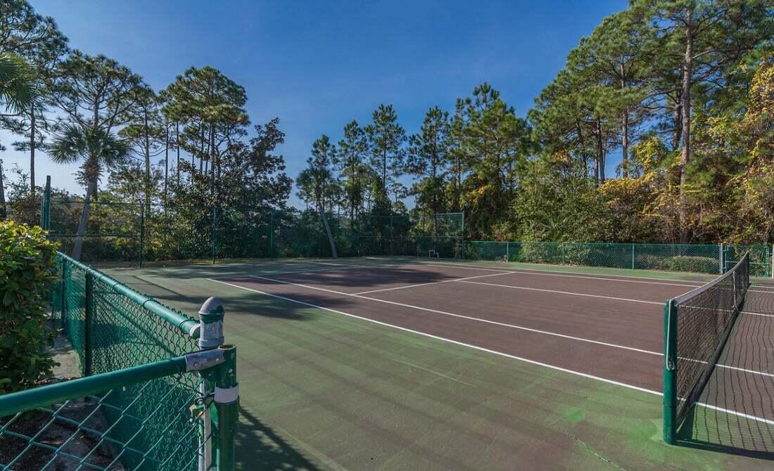 PELICAN BAY S/D - Residential