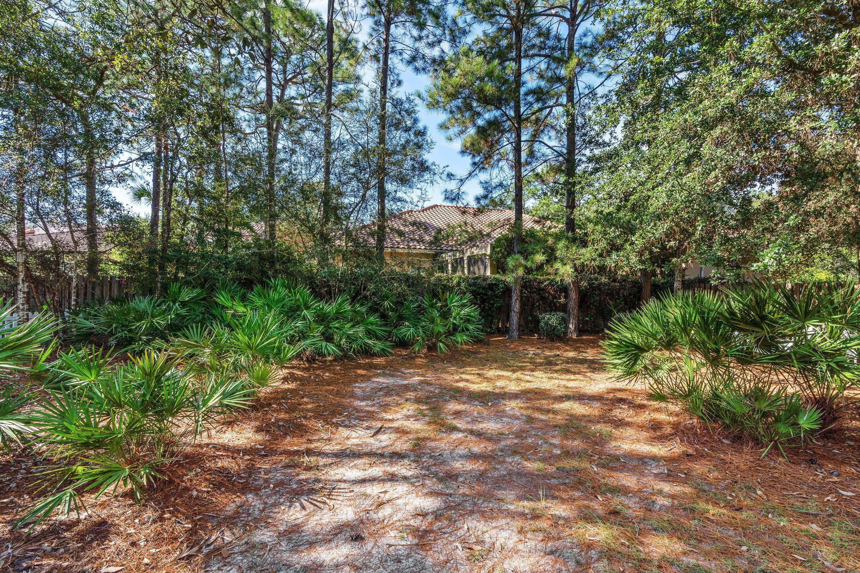 CRYSTAL LAKE AT SANDESTIN - Land