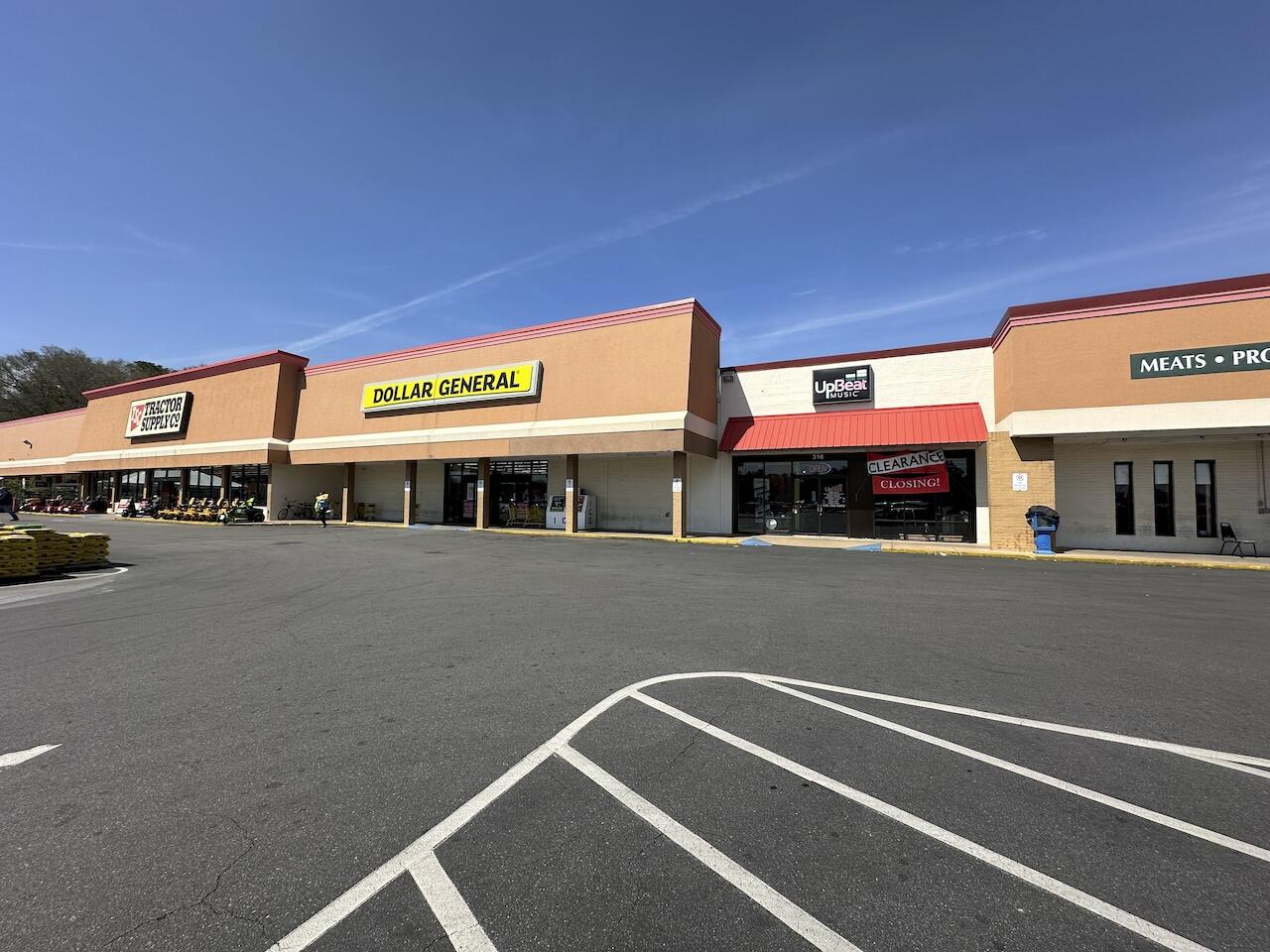 This former UpBeat Music space is located between Dollar General and Pic N Save. The Tractor Supply anchored center is a high traffic center located just off of the crossroads of Hwy 85 and Hwy 90. Located in the center of the main arteries of Crestview, this center sees consistent traffic. The space is laid out with retail space in the front, small instruction rooms in the middle and a storage area in the rear.
