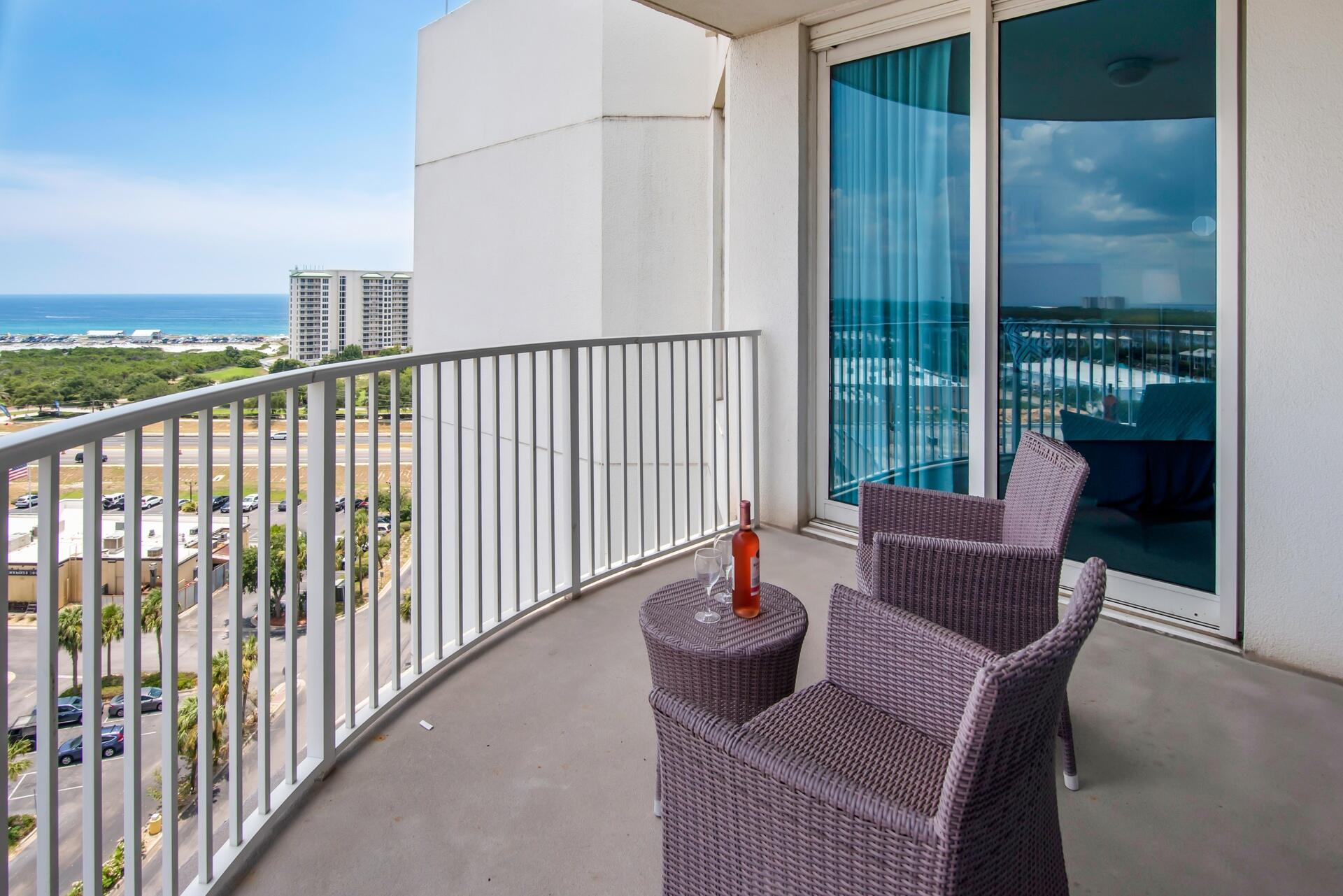 THE PALMS OF DESTIN - Residential