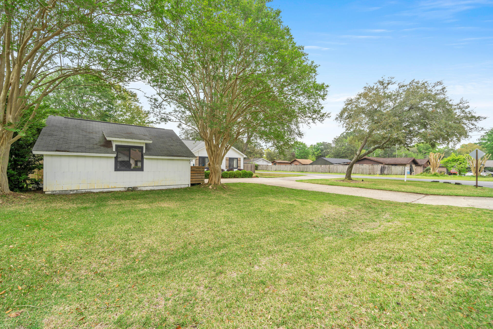 VALPARAISO PINECREST 5 - Residential