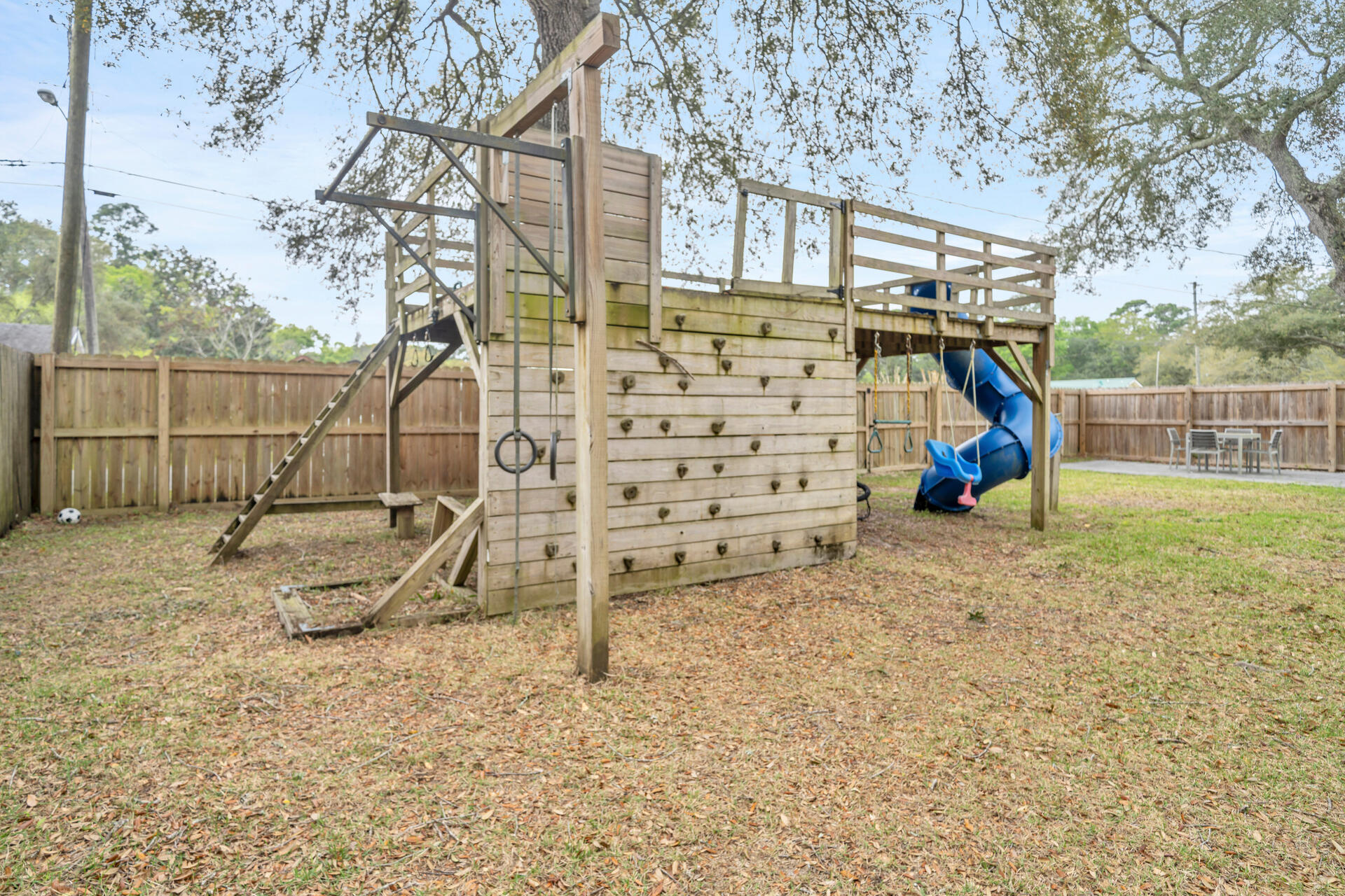 VALPARAISO PINECREST 5 - Residential