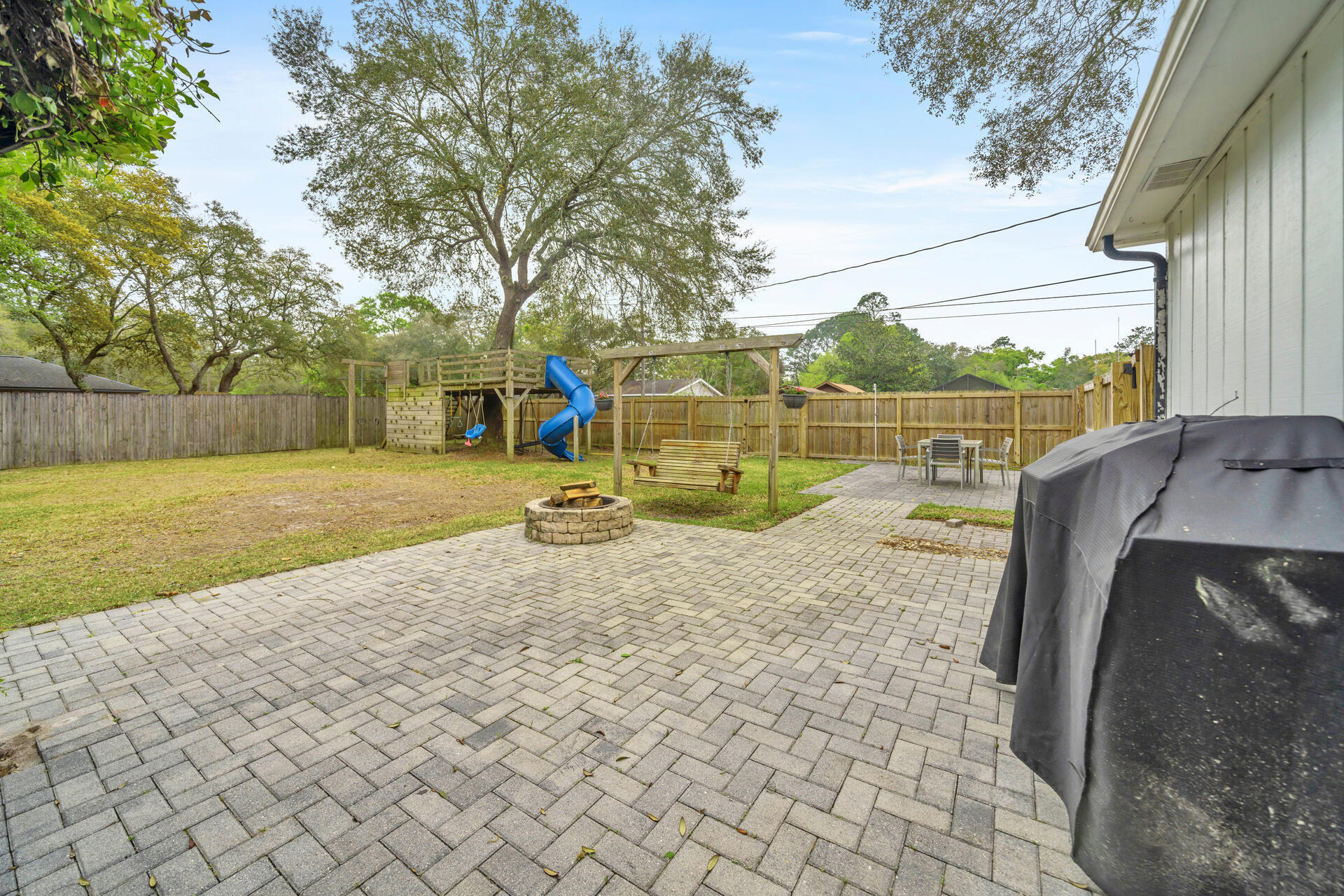 VALPARAISO PINECREST 5 - Residential