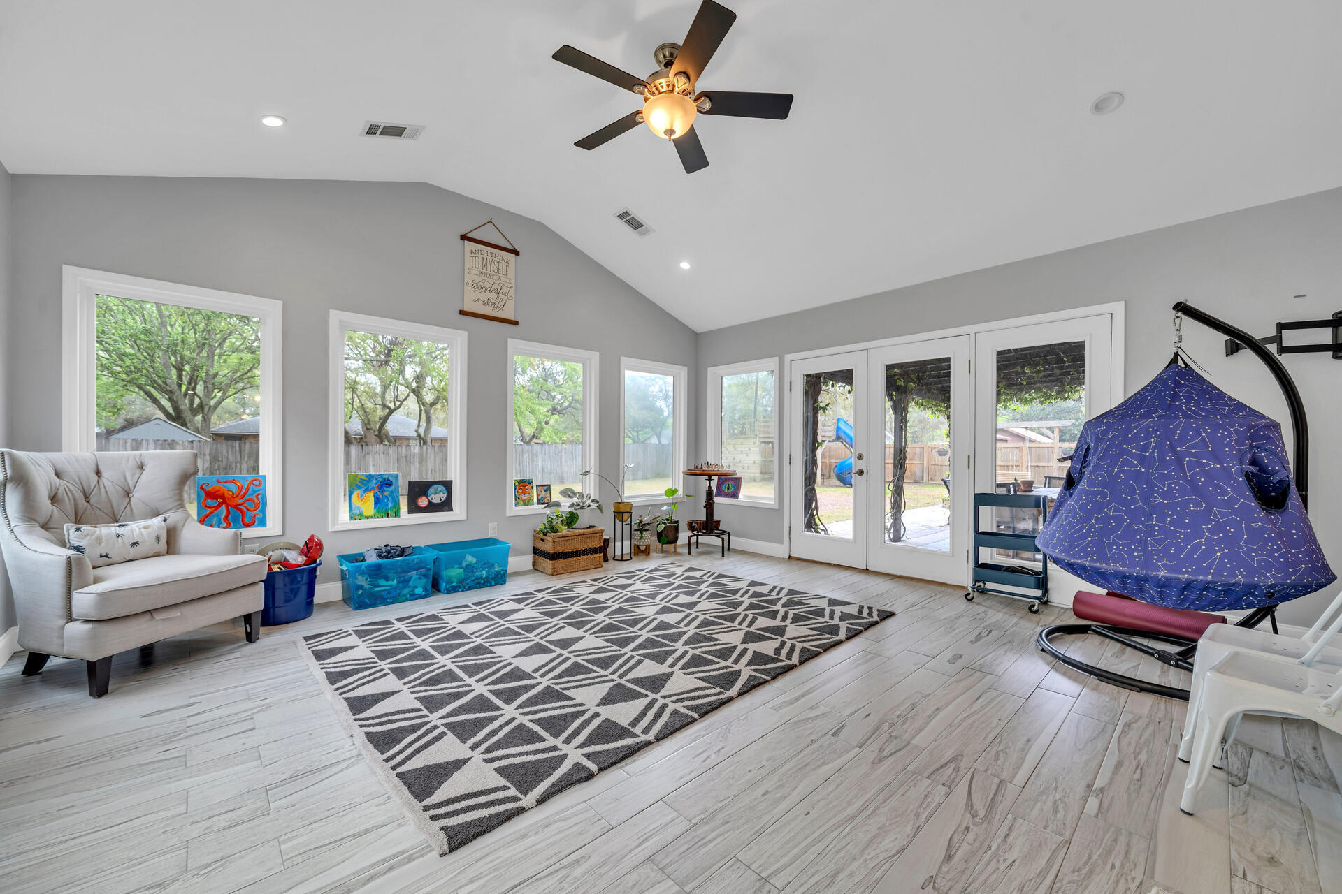 VALPARAISO PINECREST 5 - Residential