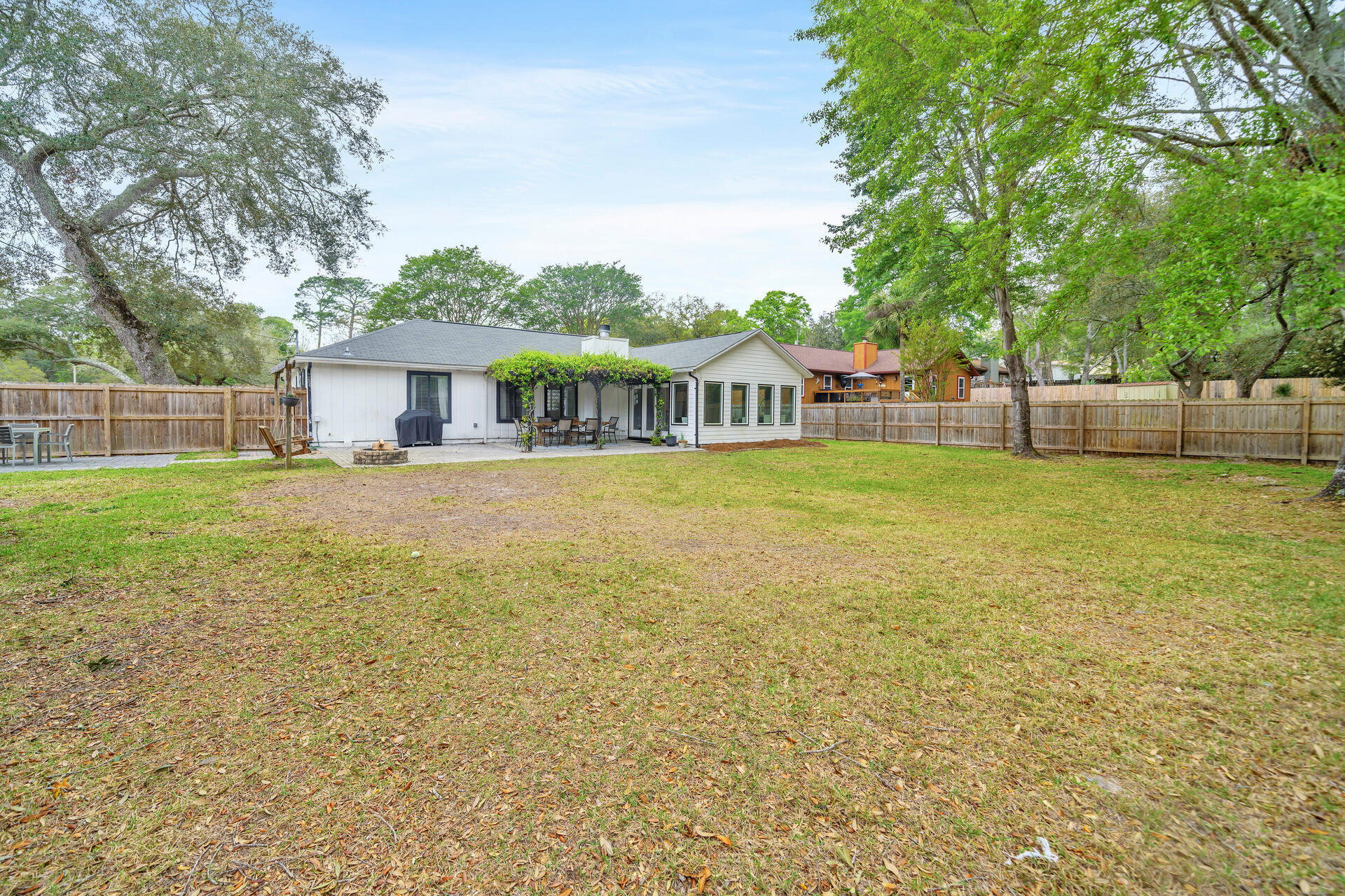 VALPARAISO PINECREST 5 - Residential
