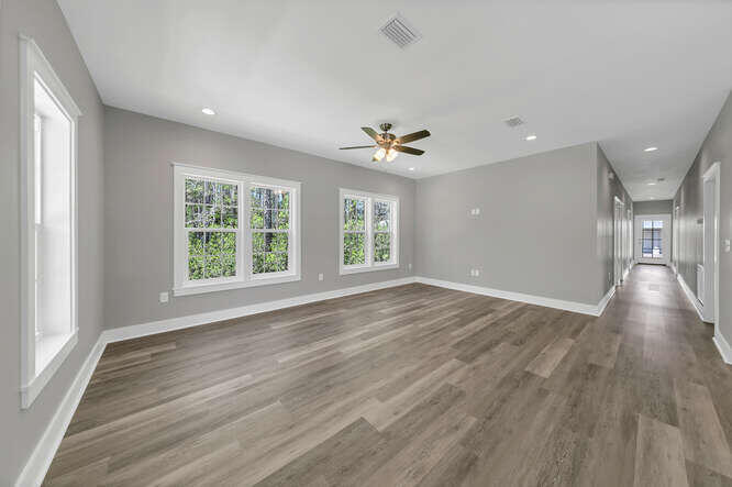 MAGNOLIA BEACH - Residential