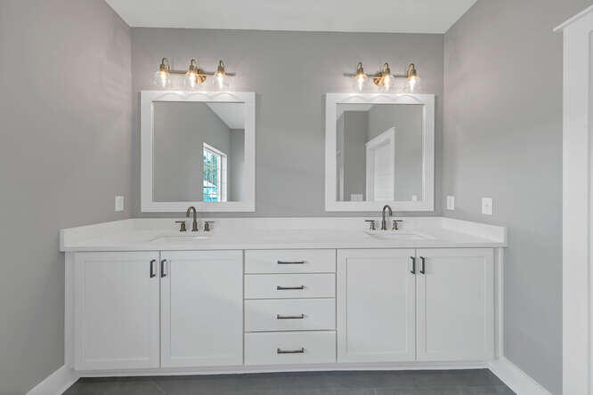 MAGNOLIA BEACH - Residential