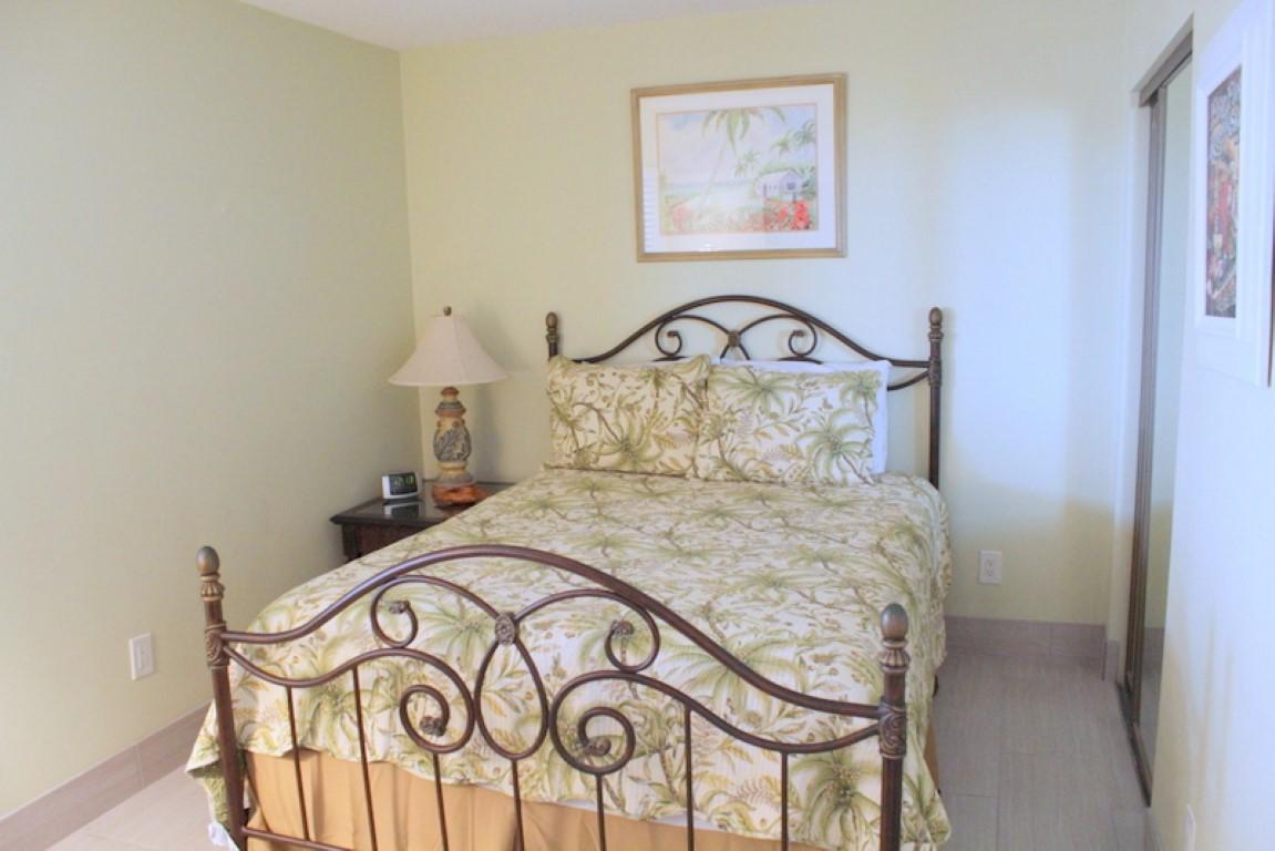 EDGEWATER BEACH CONDO PH 1 - Residential