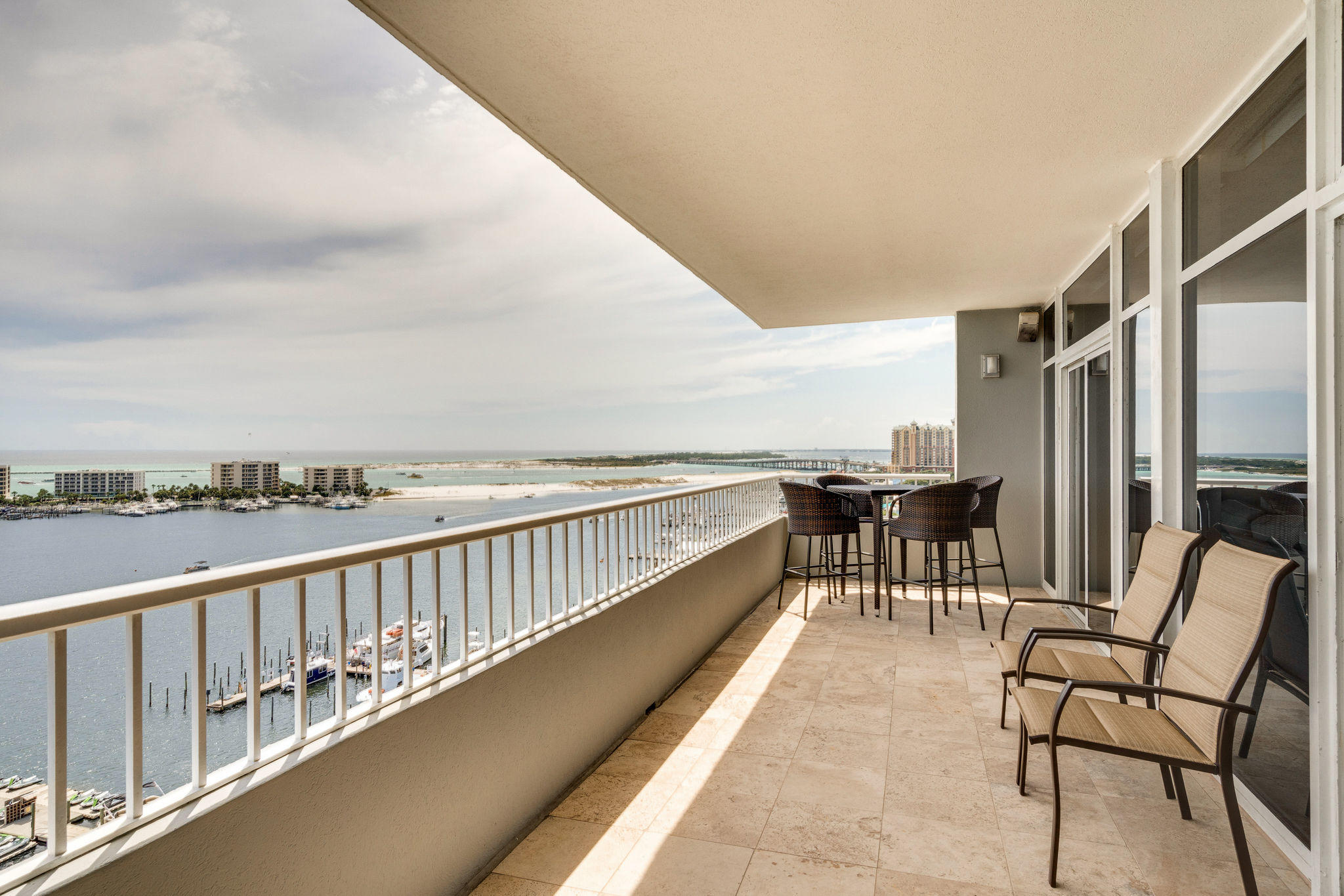 DESTIN YACHT CLUB - Residential