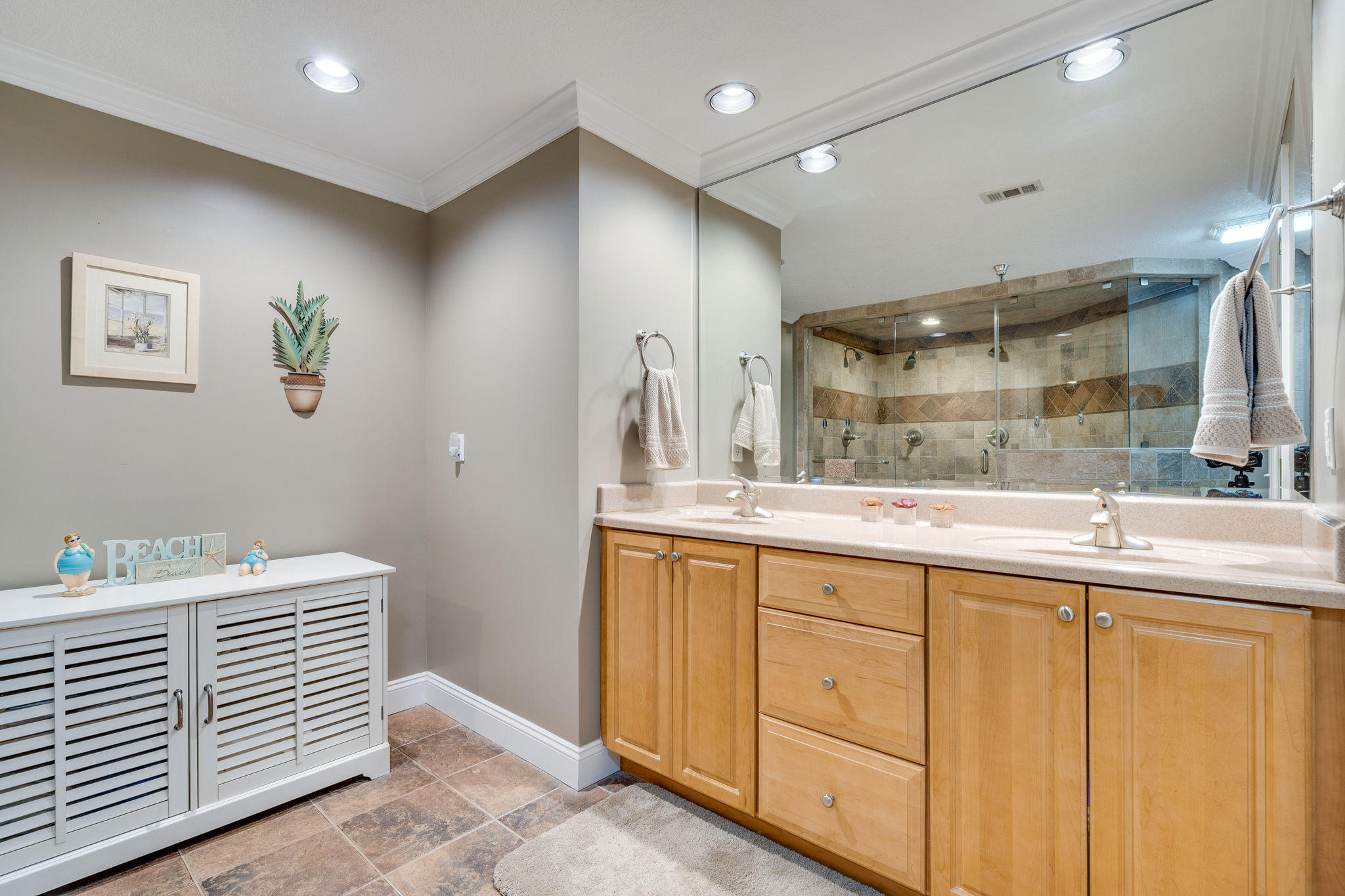 DESTIN YACHT CLUB - Residential