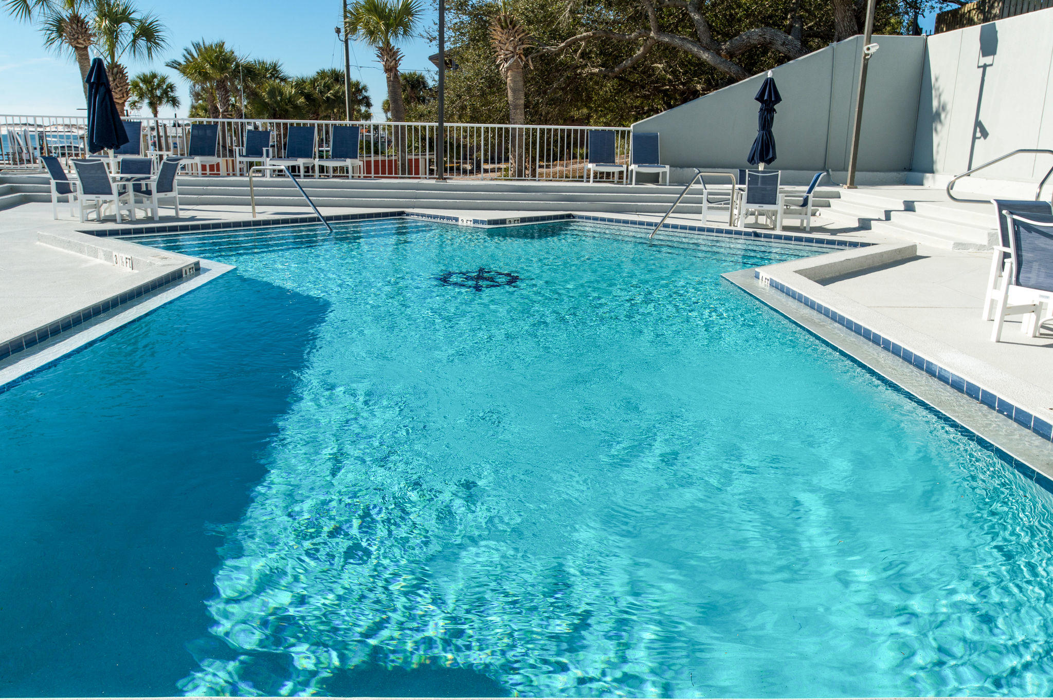 DESTIN YACHT CLUB - Residential