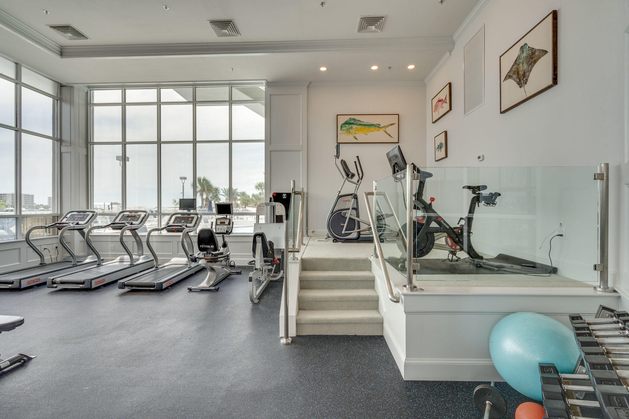 DESTIN YACHT CLUB - Residential