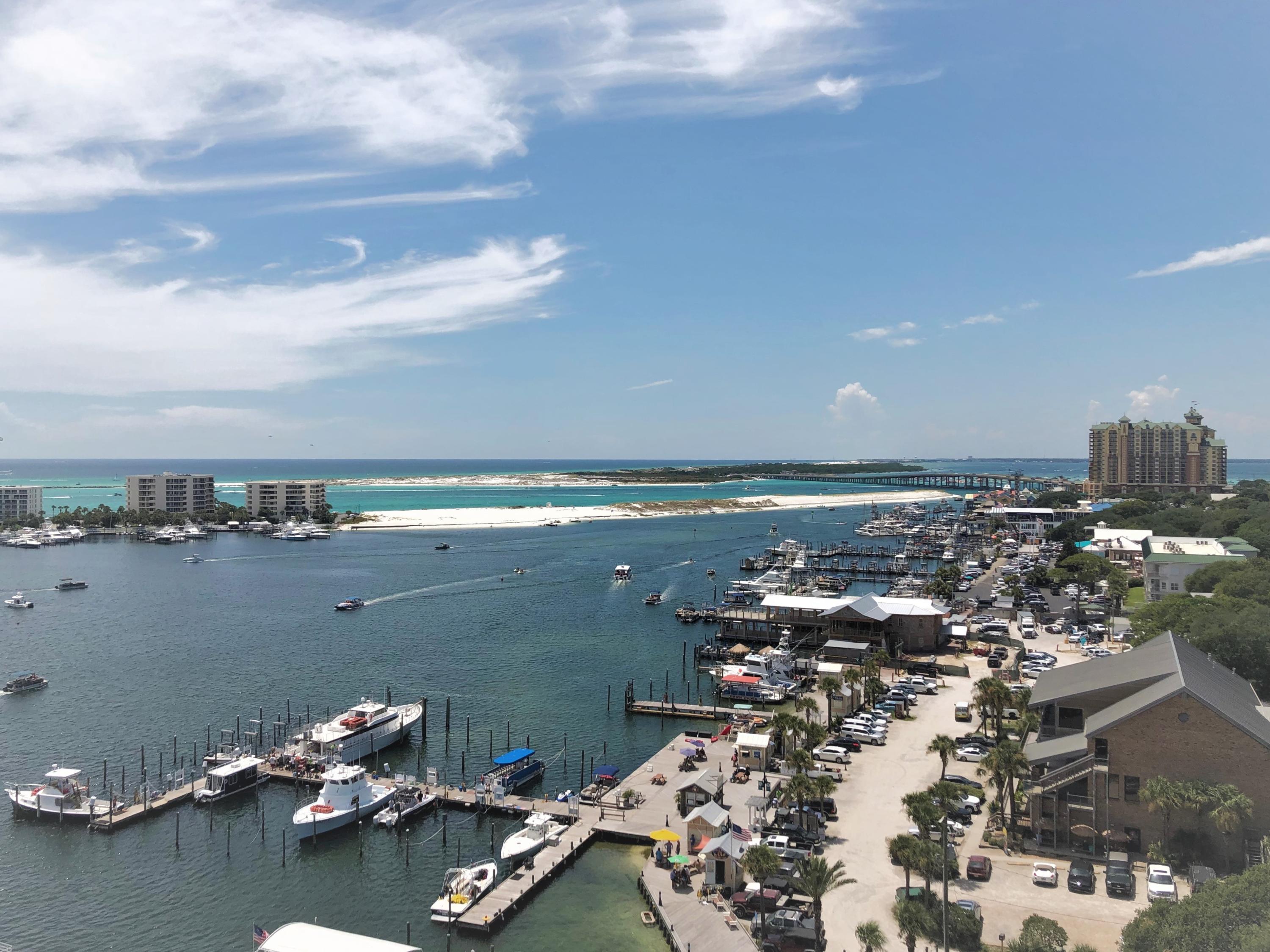 DESTIN YACHT CLUB - Residential
