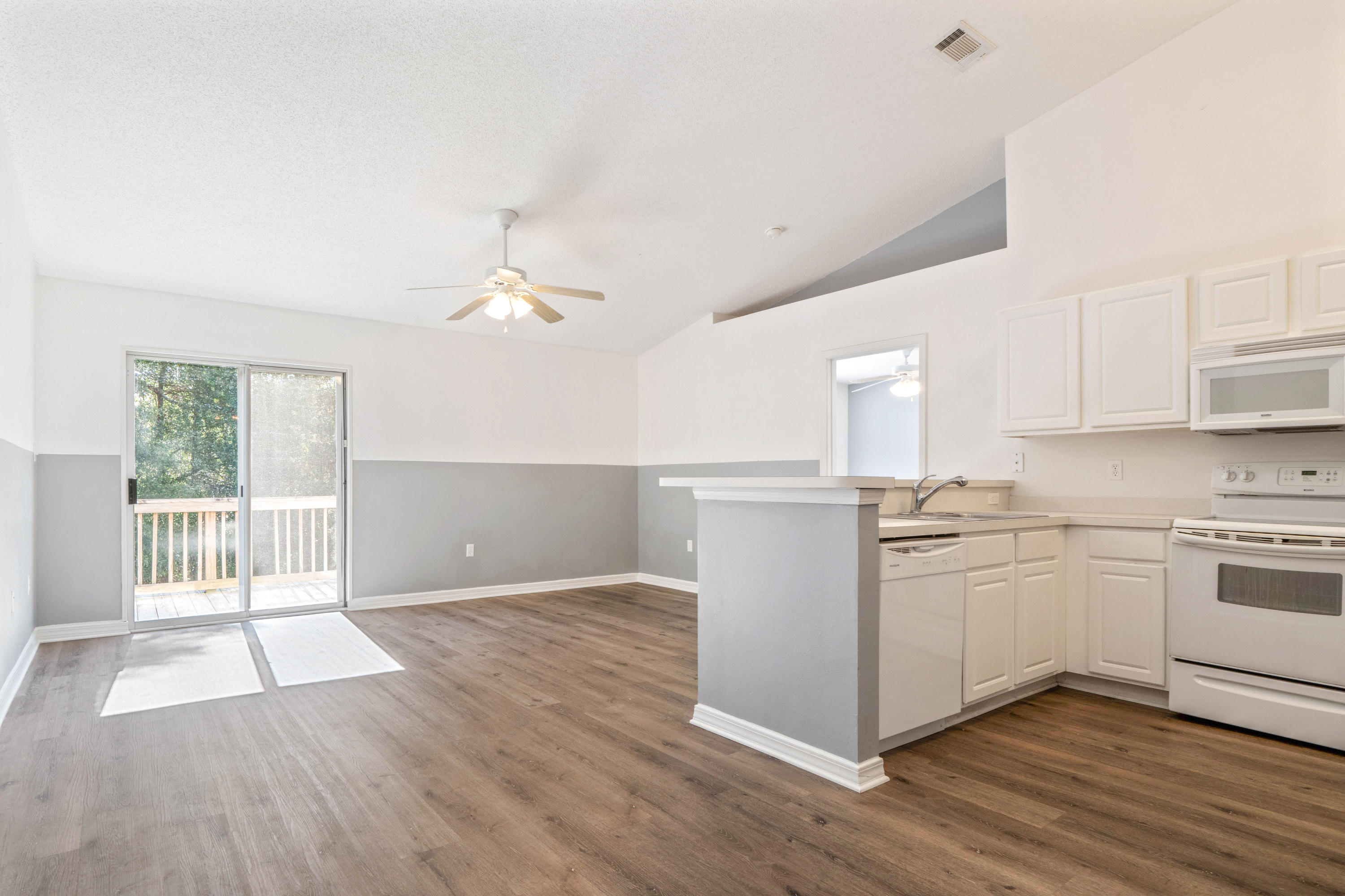 RIDGE CREST PH II - Residential