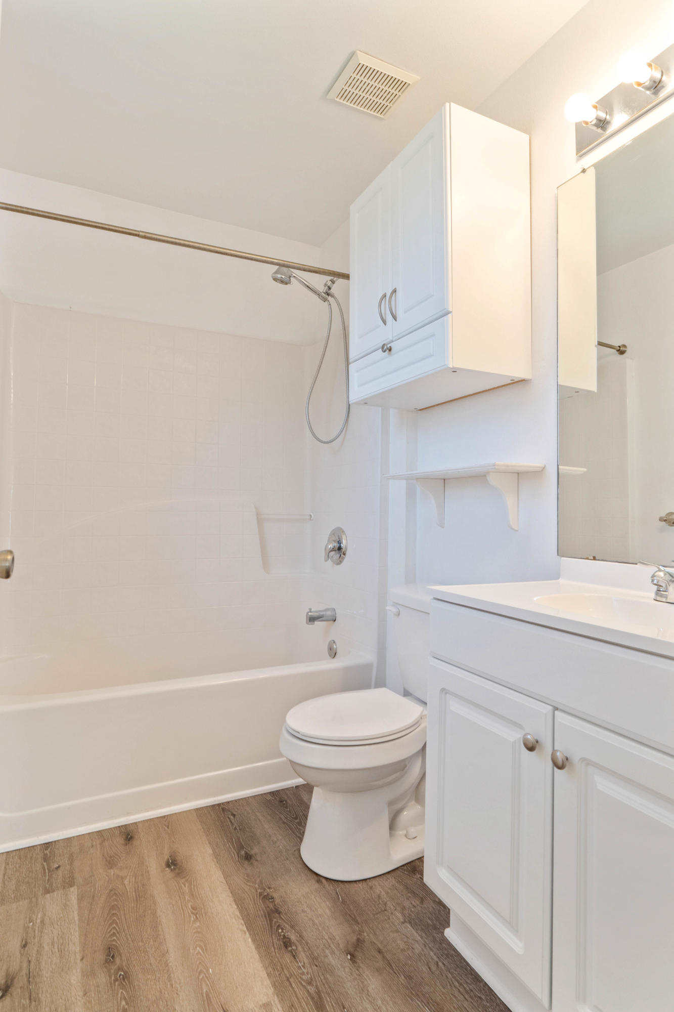 RIDGE CREST PH II - Residential