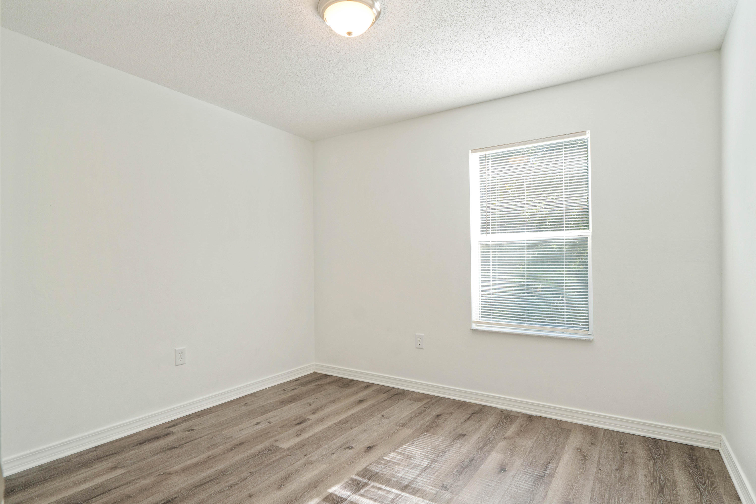 RIDGE CREST PH II - Residential