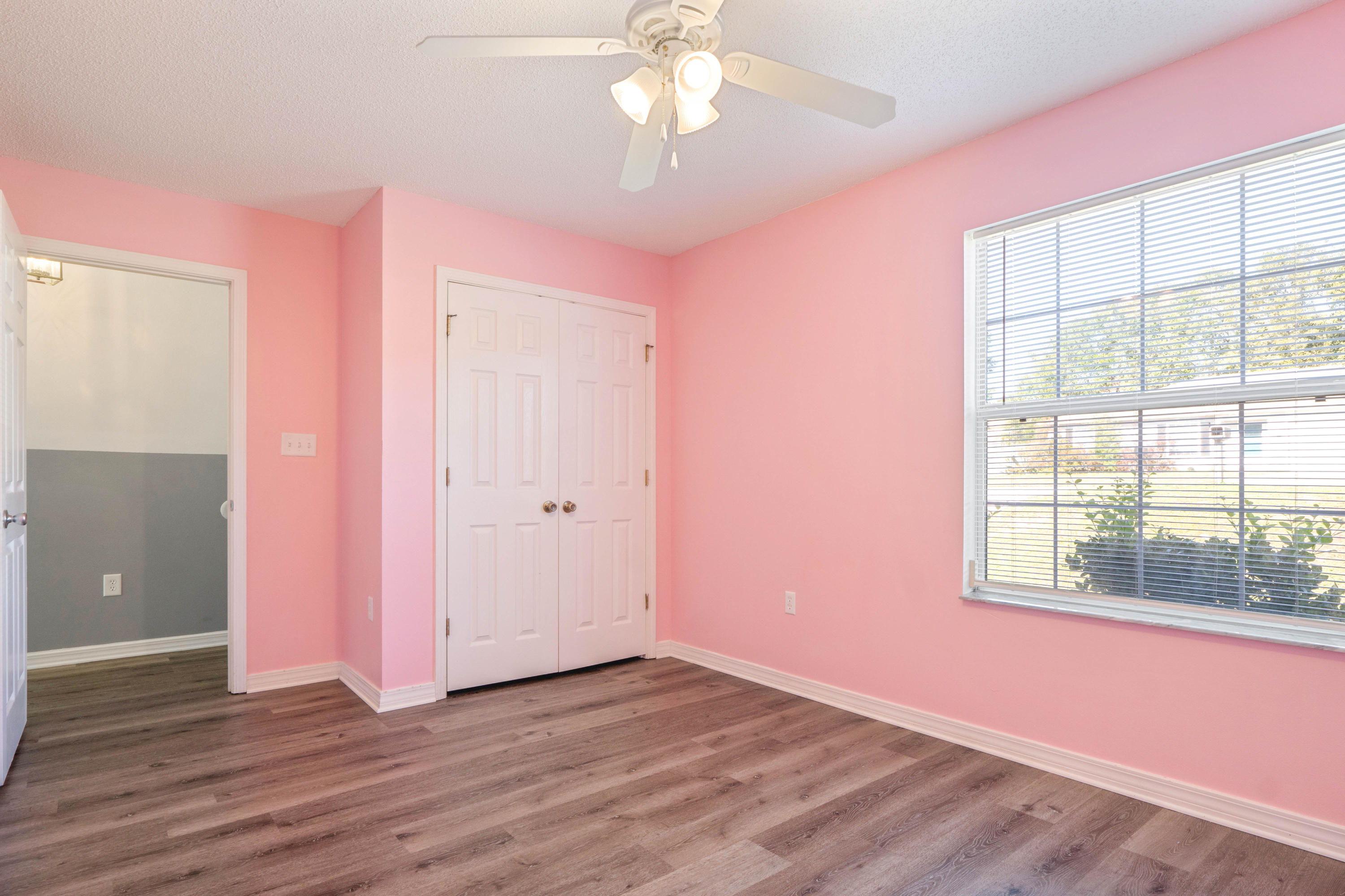 RIDGE CREST PH II - Residential