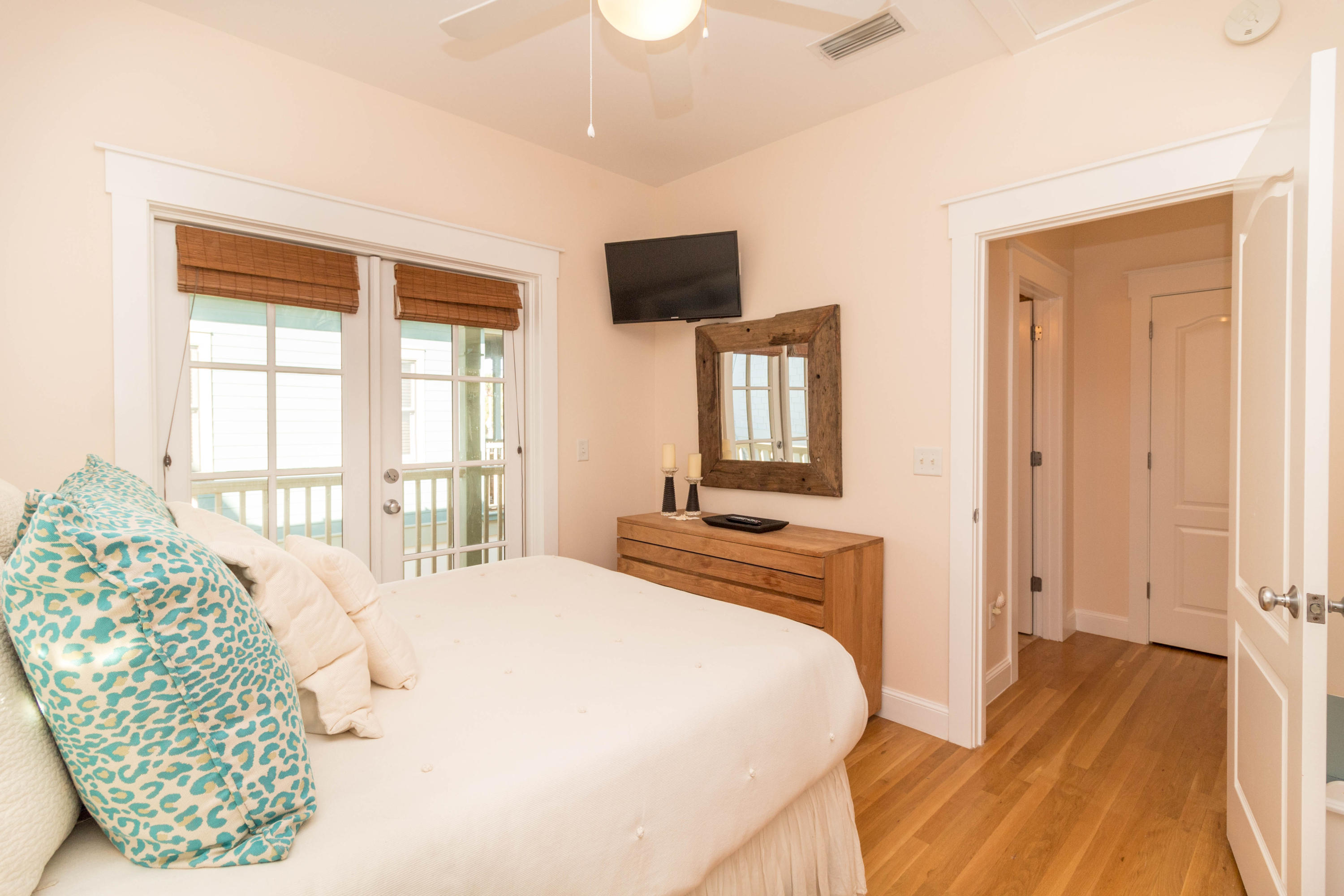 SUNSET BEACH - Residential