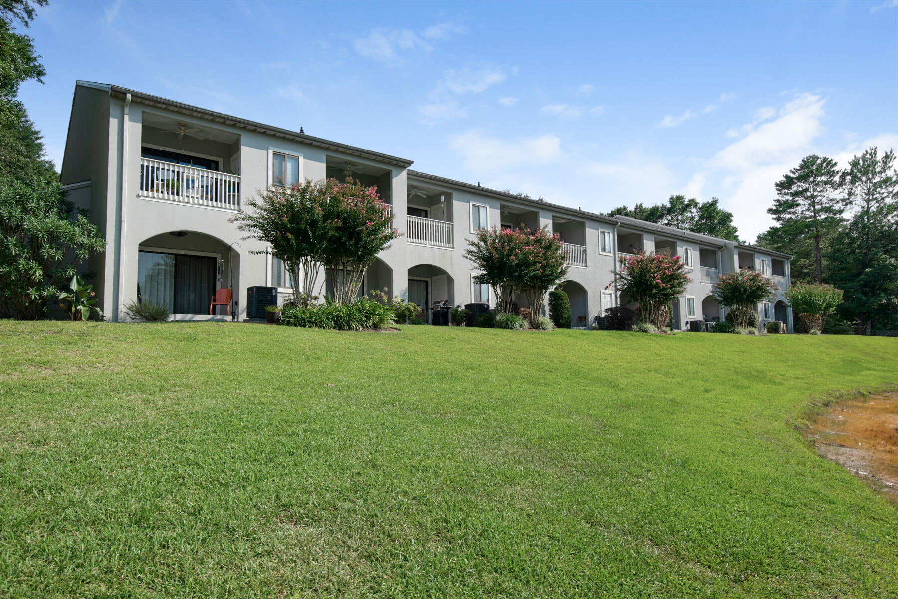 LAKESIDE CONDO AT BLUEWATER BA - Residential