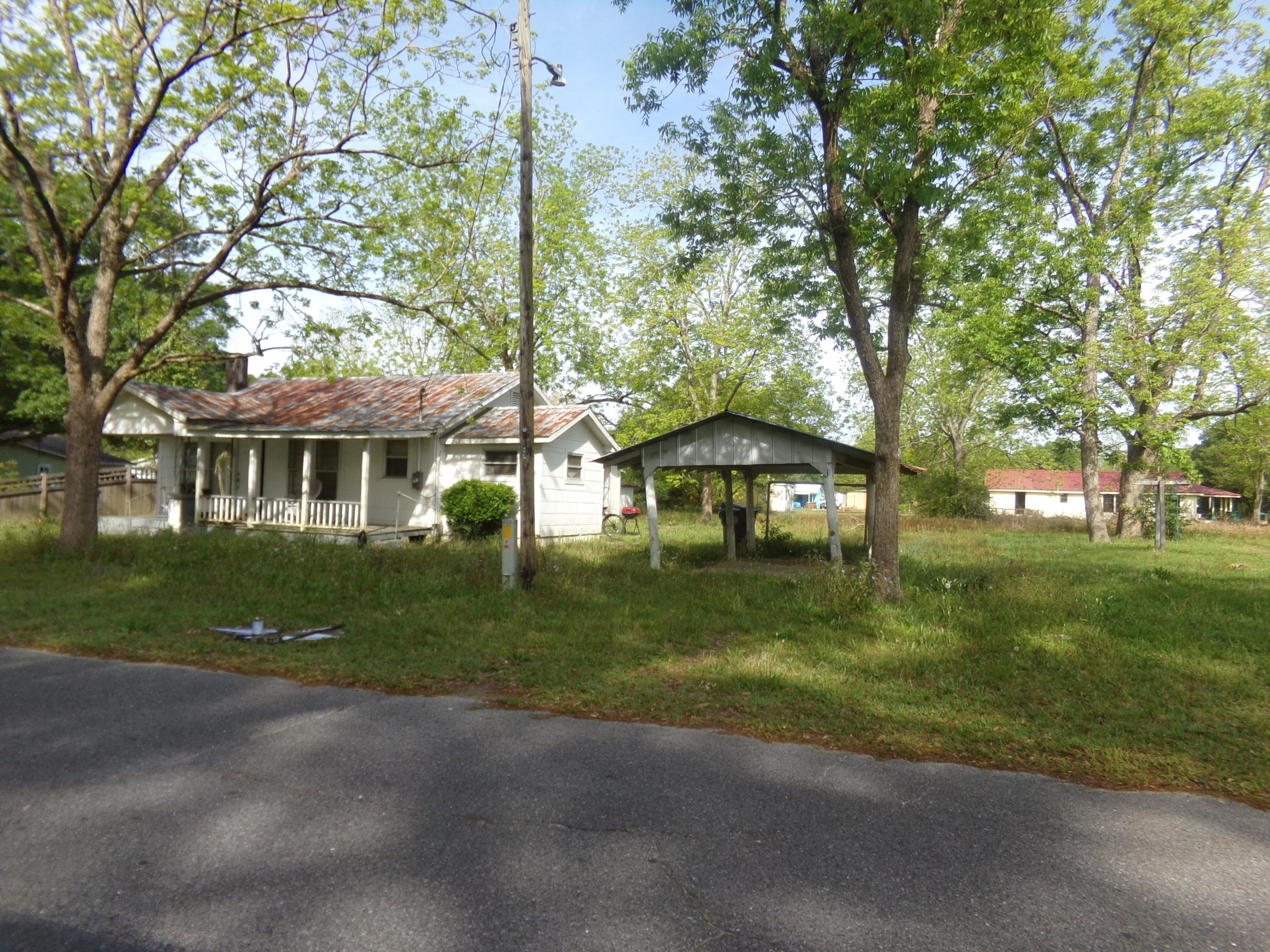DEFUNIAK SPRINGS TOWN OF - Residential