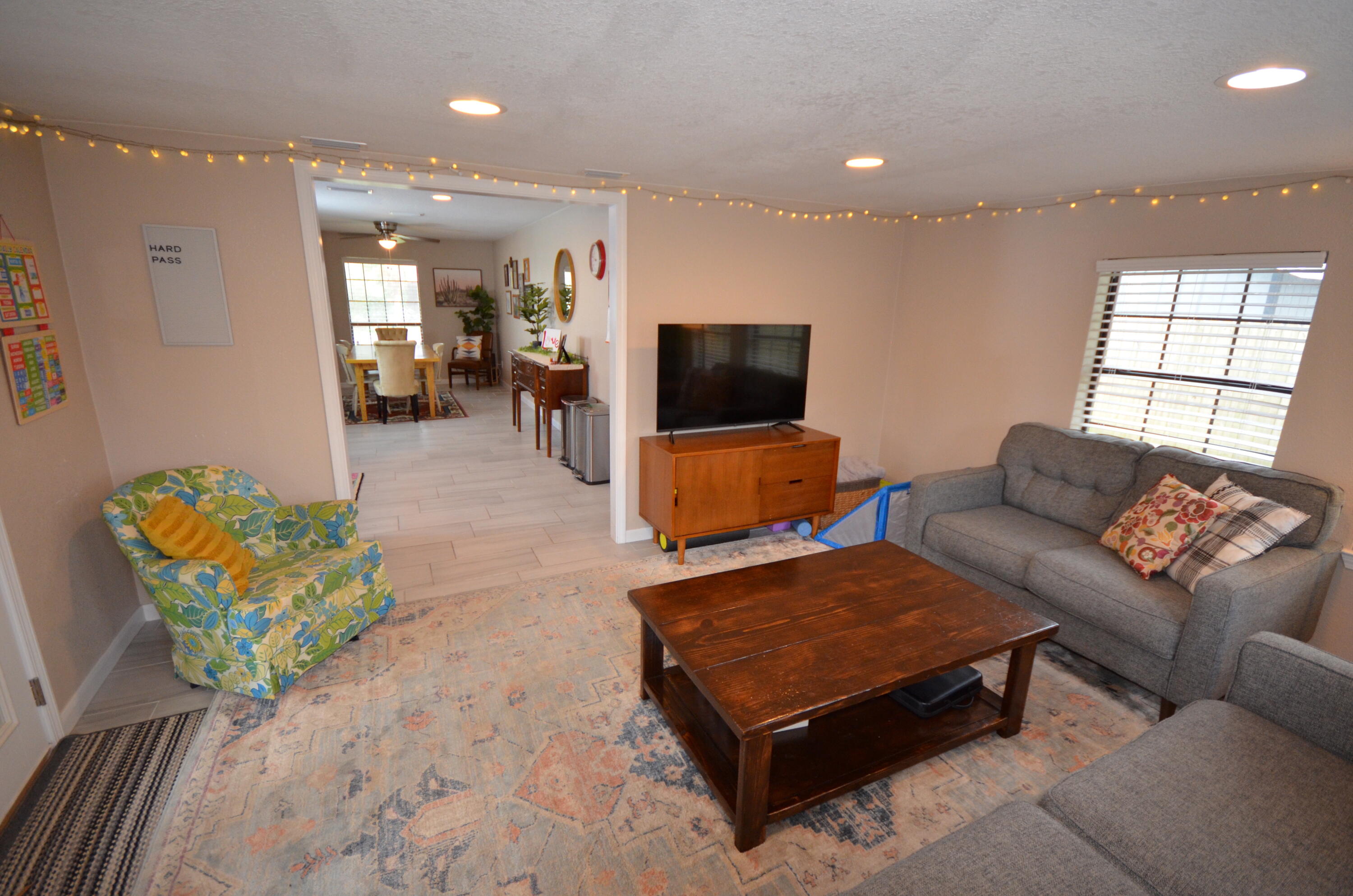 PINE MEADOWS - Residential