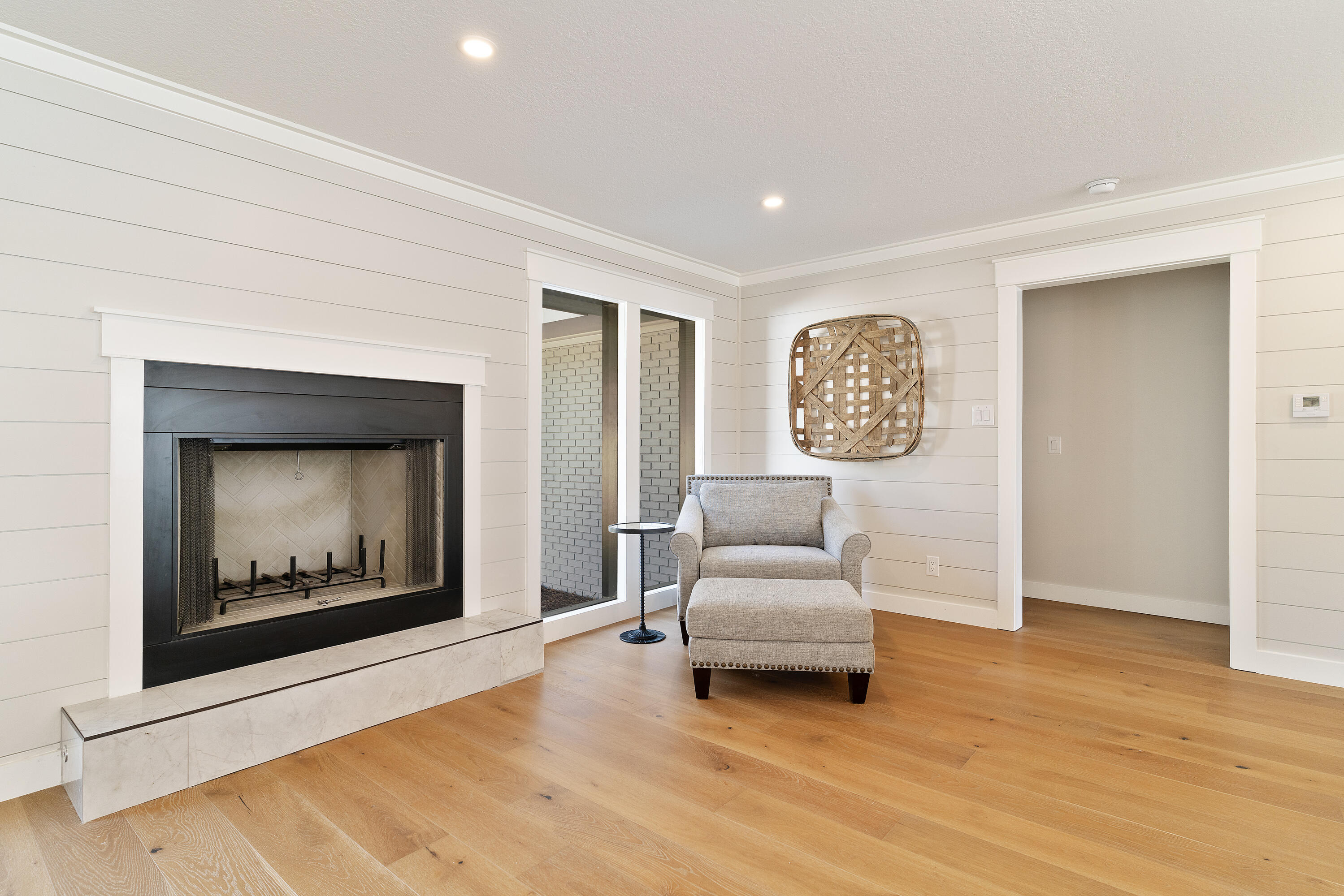 WOODLAND SHORES - Residential