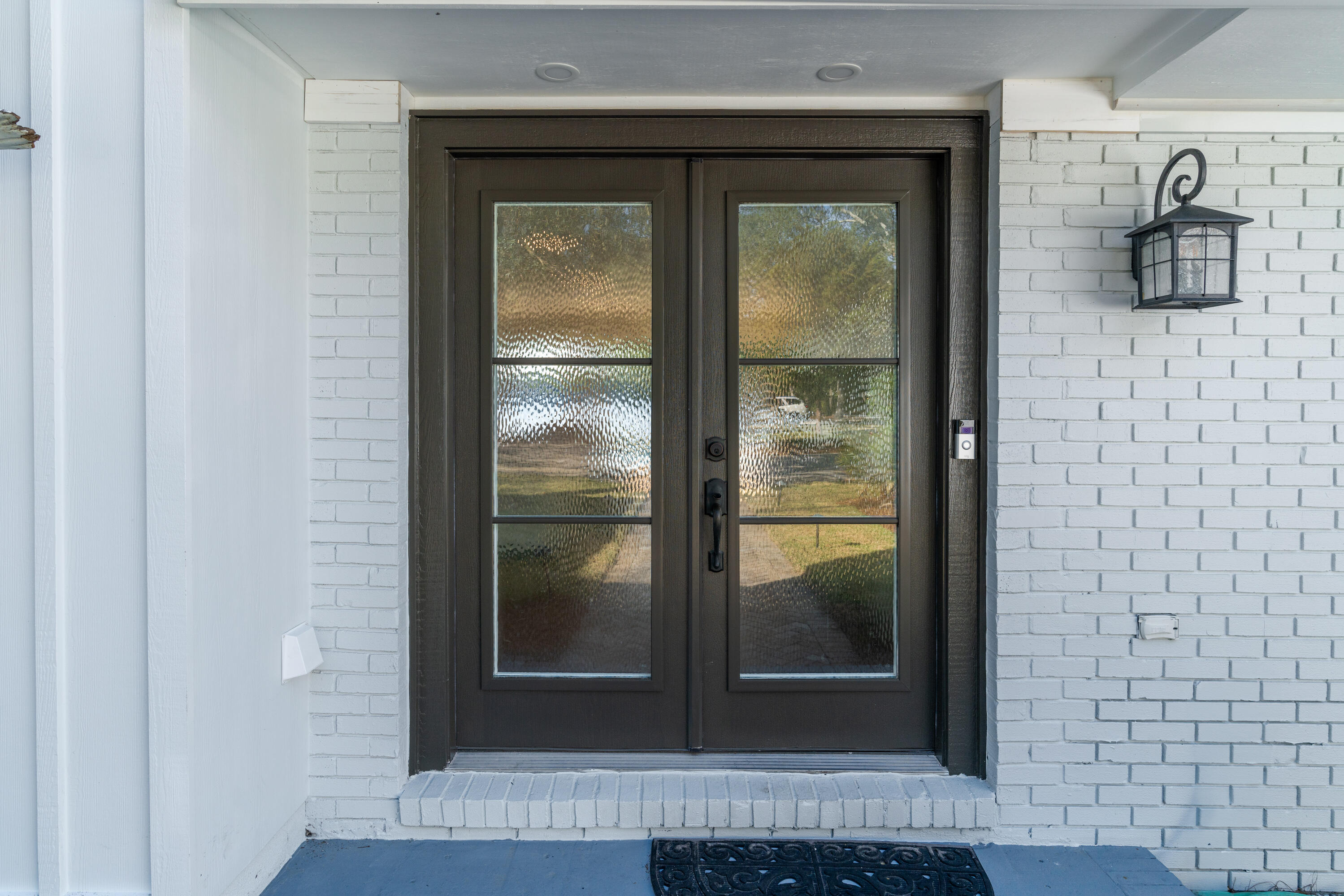 WOODLAND SHORES - Residential