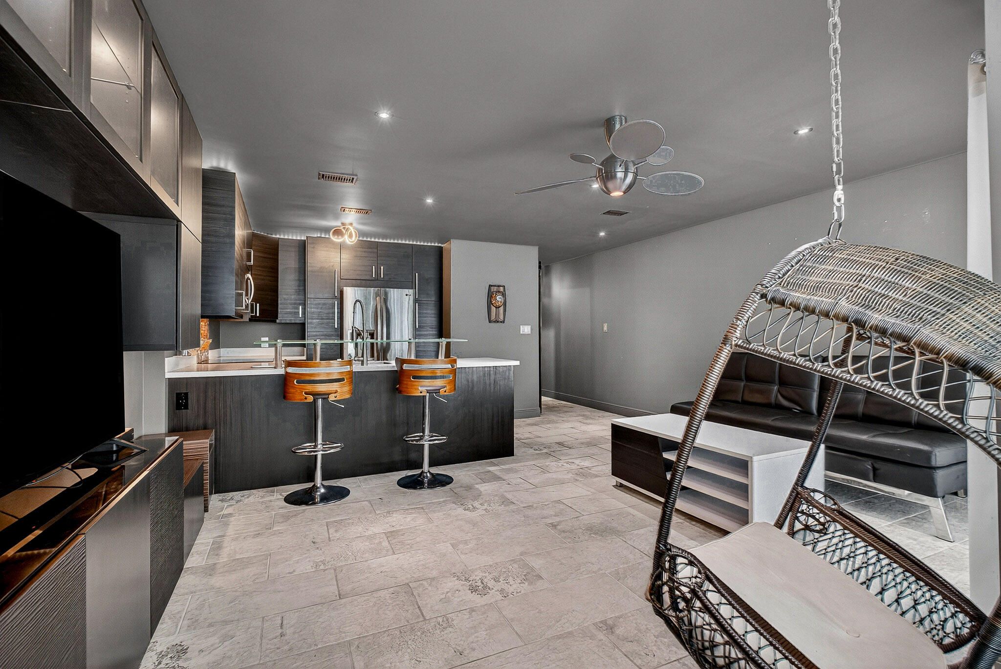 ISLAND HOME CONDO - Residential