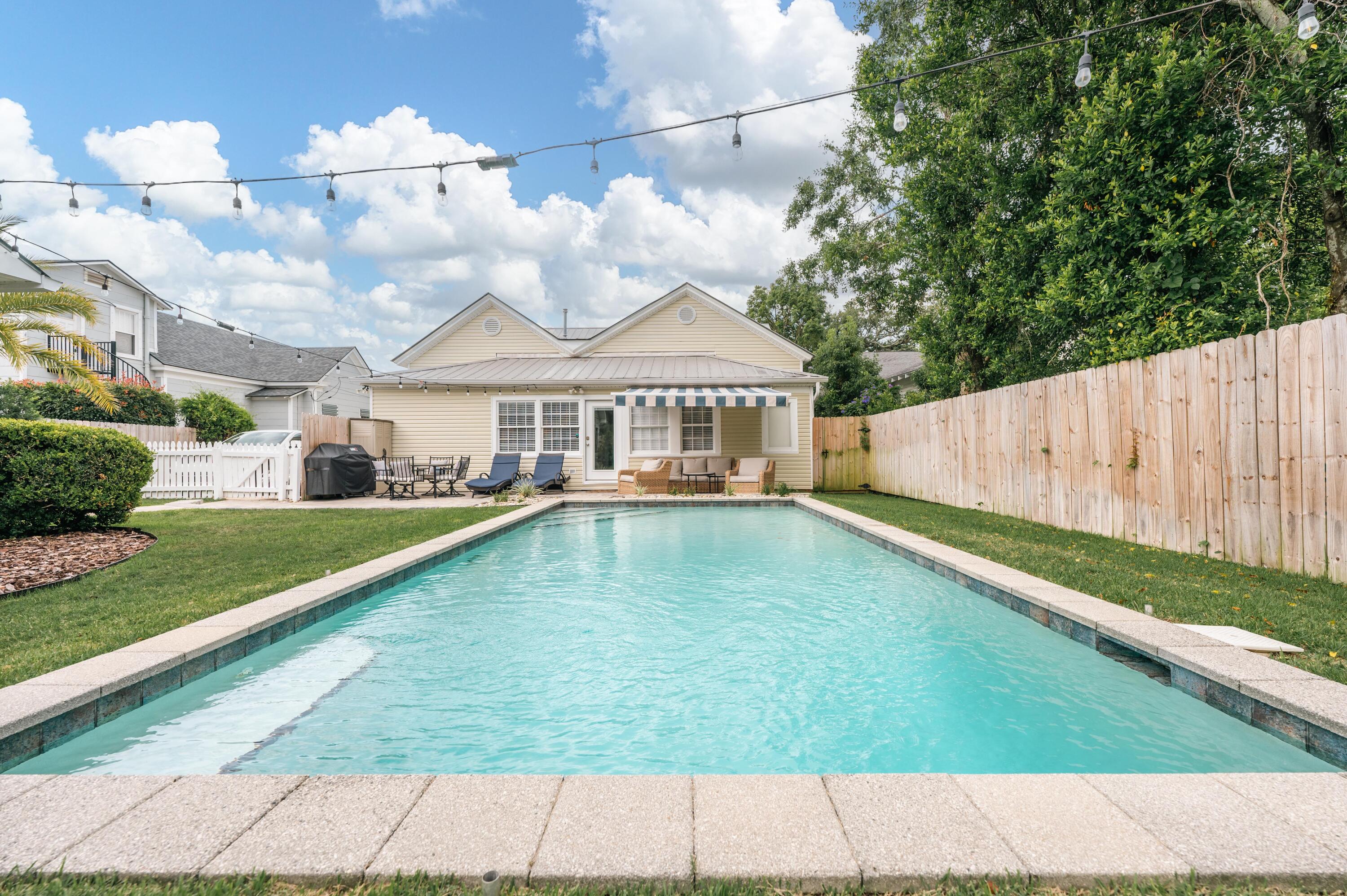 NONESUCH WAY - Residential