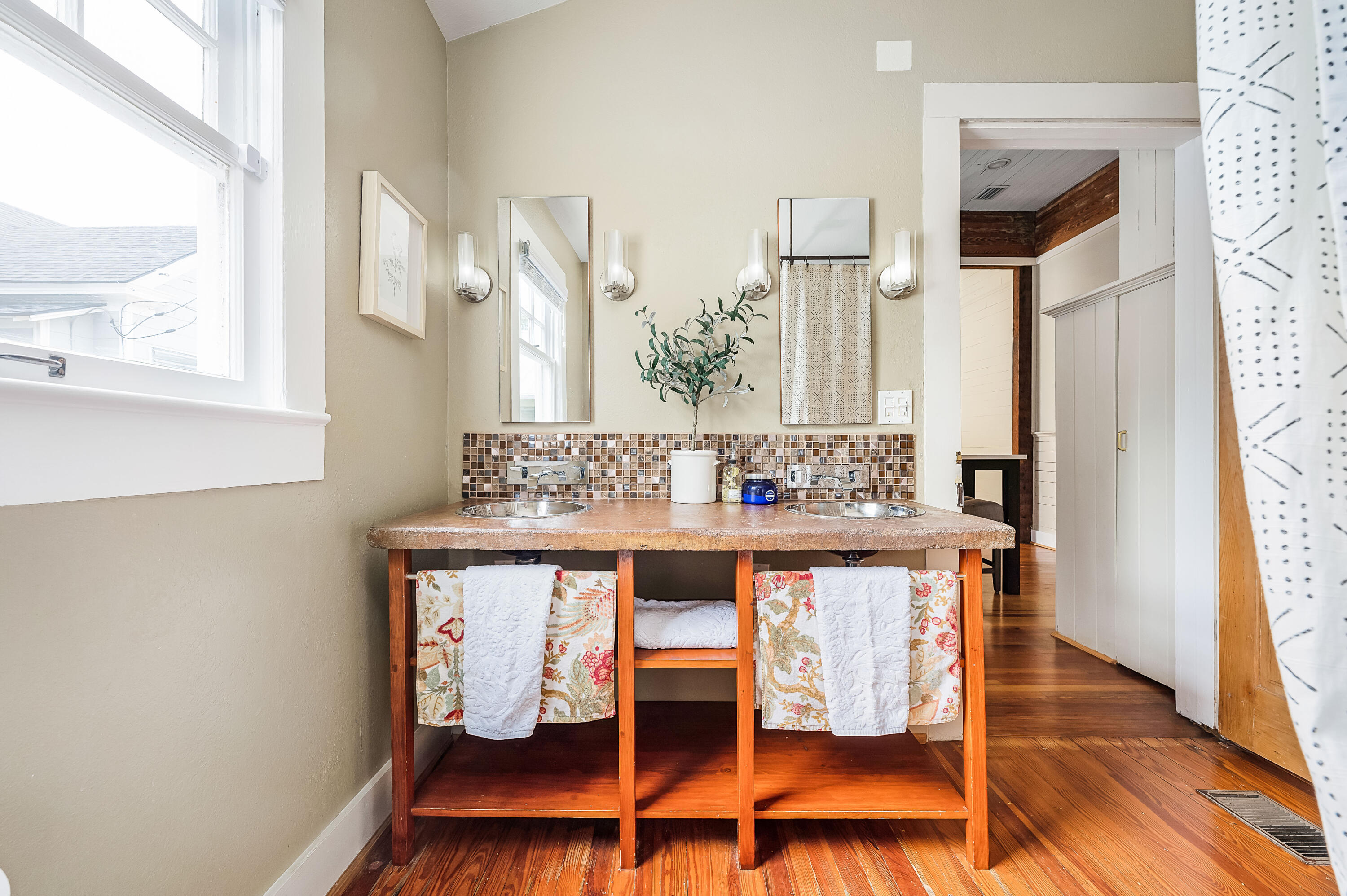 NONESUCH WAY - Residential